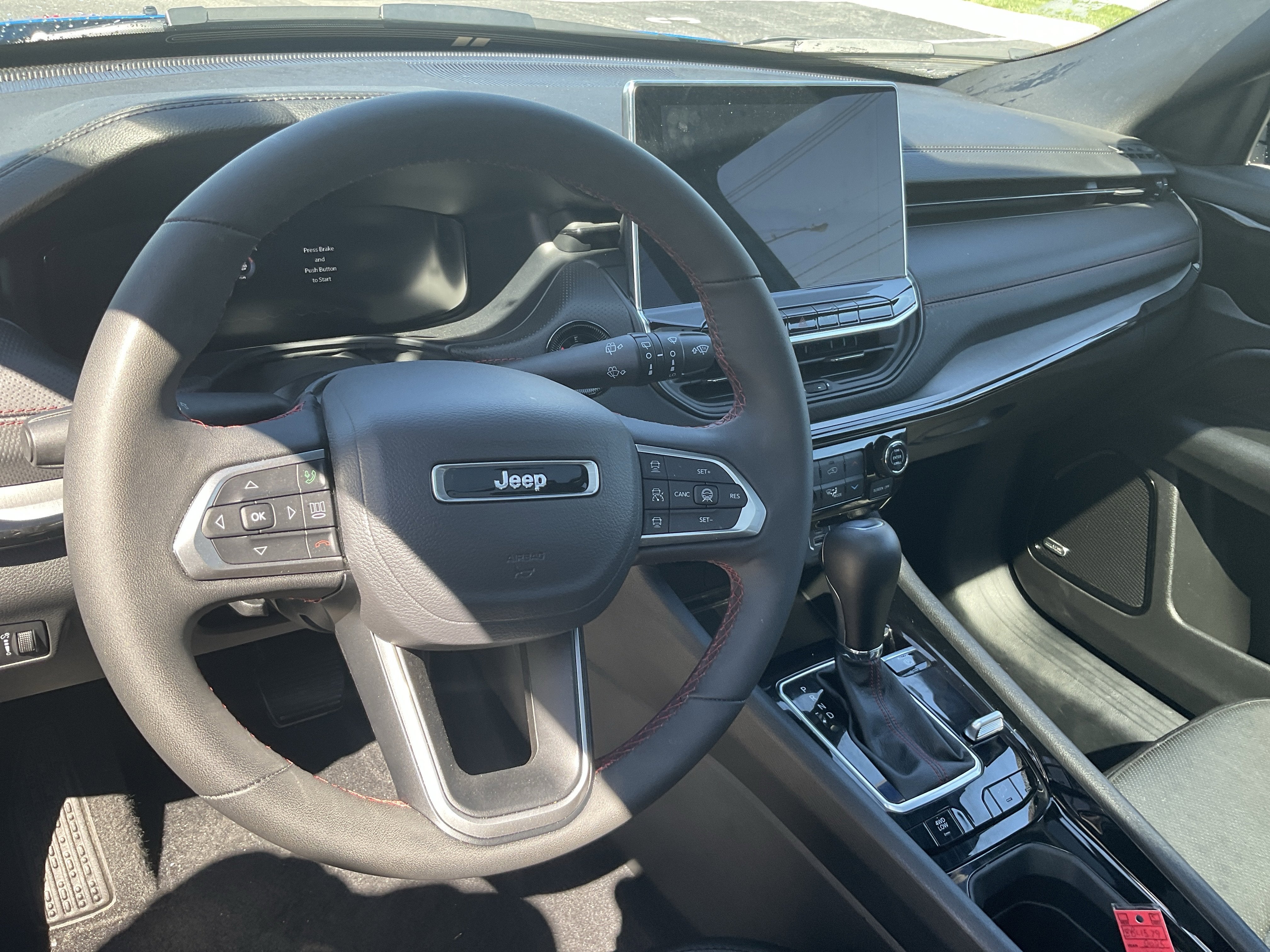 2025 Jeep Compass Trailhawk