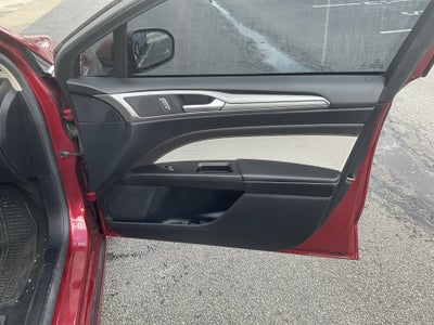 2019 Ford Fusion SE