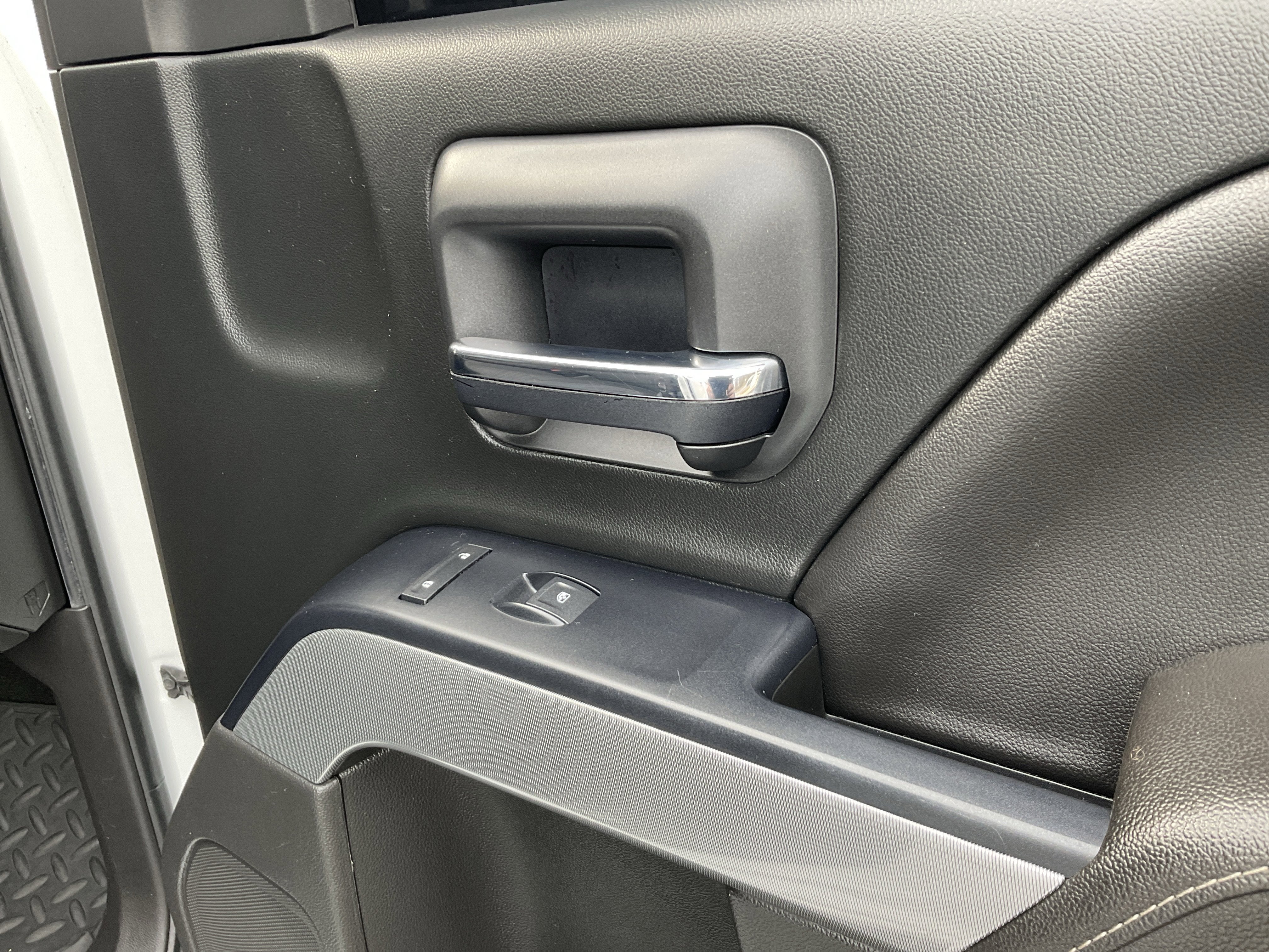 2017 Chevrolet Silverado 1500 LT LT2