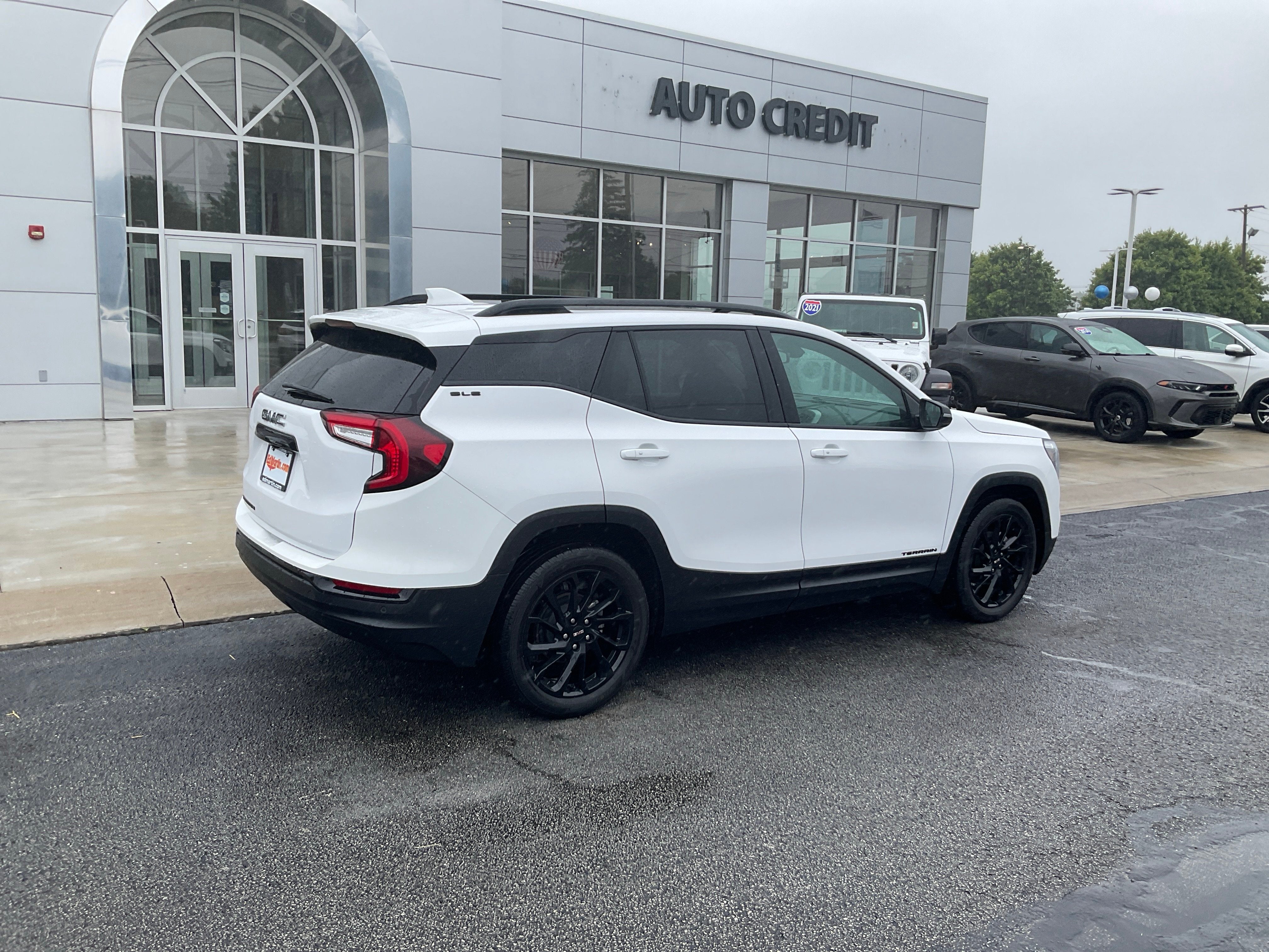 2023 GMC Terrain SLE