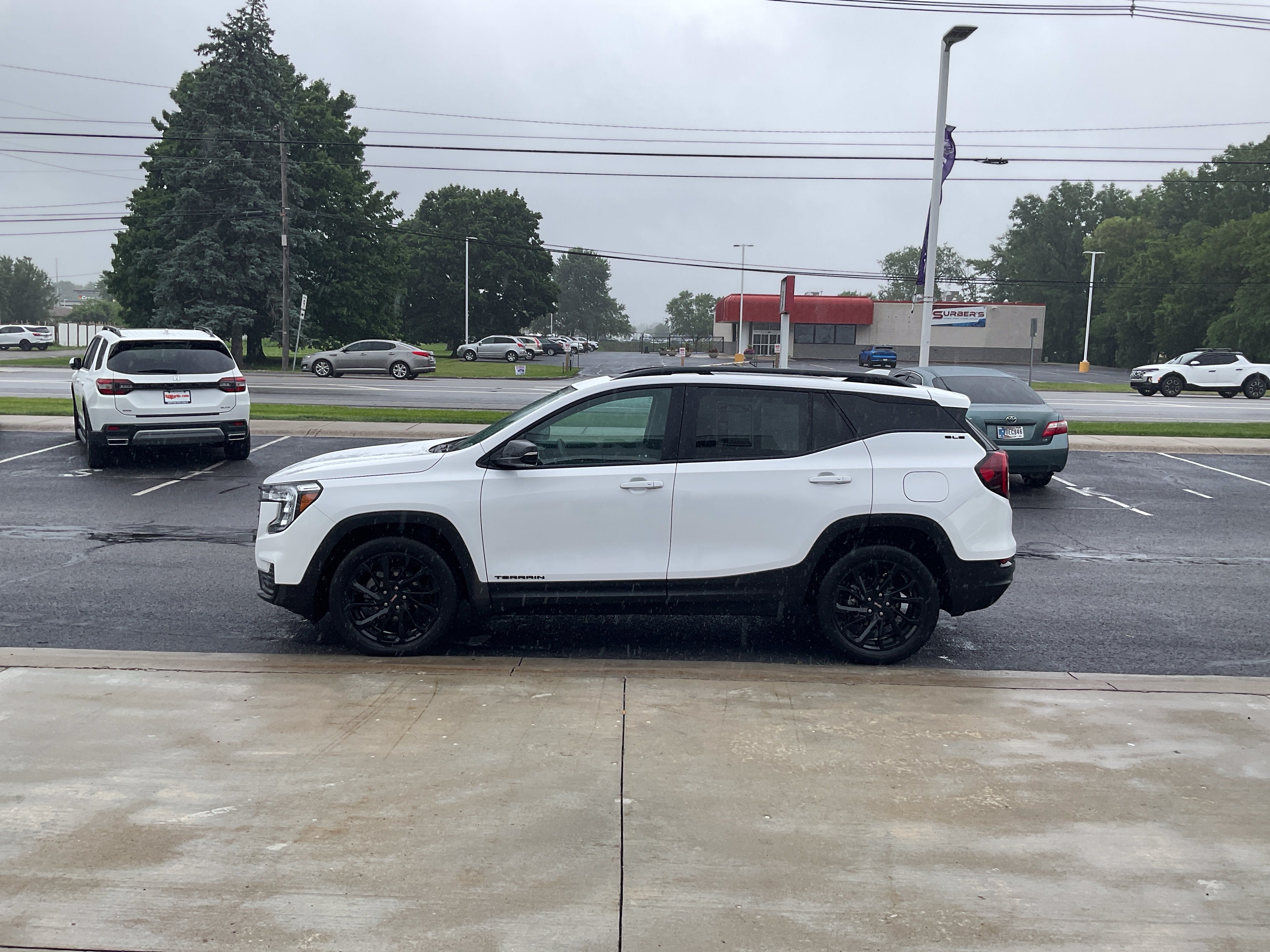 2023 GMC Terrain SLE