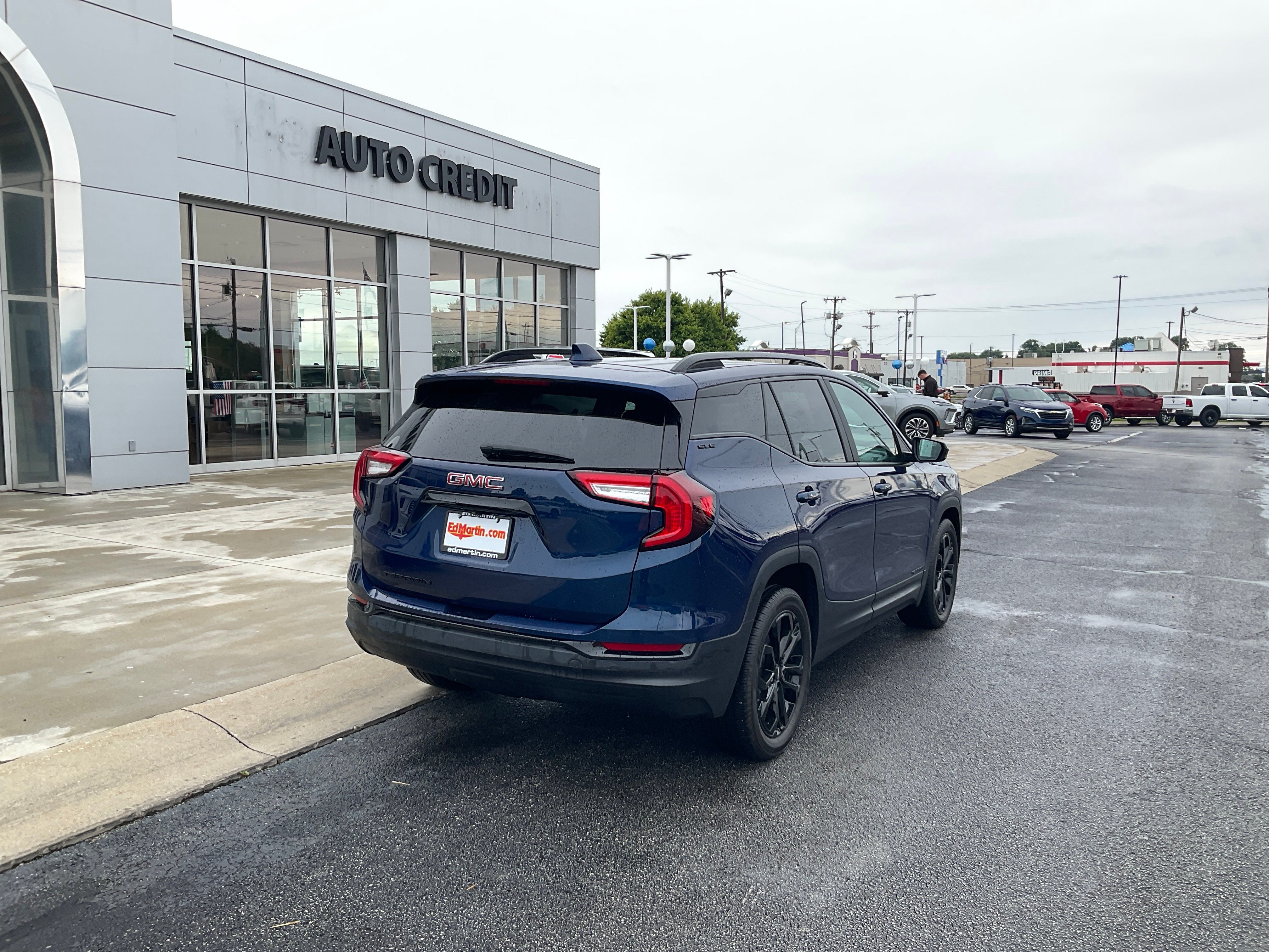 2022 GMC Terrain SLE