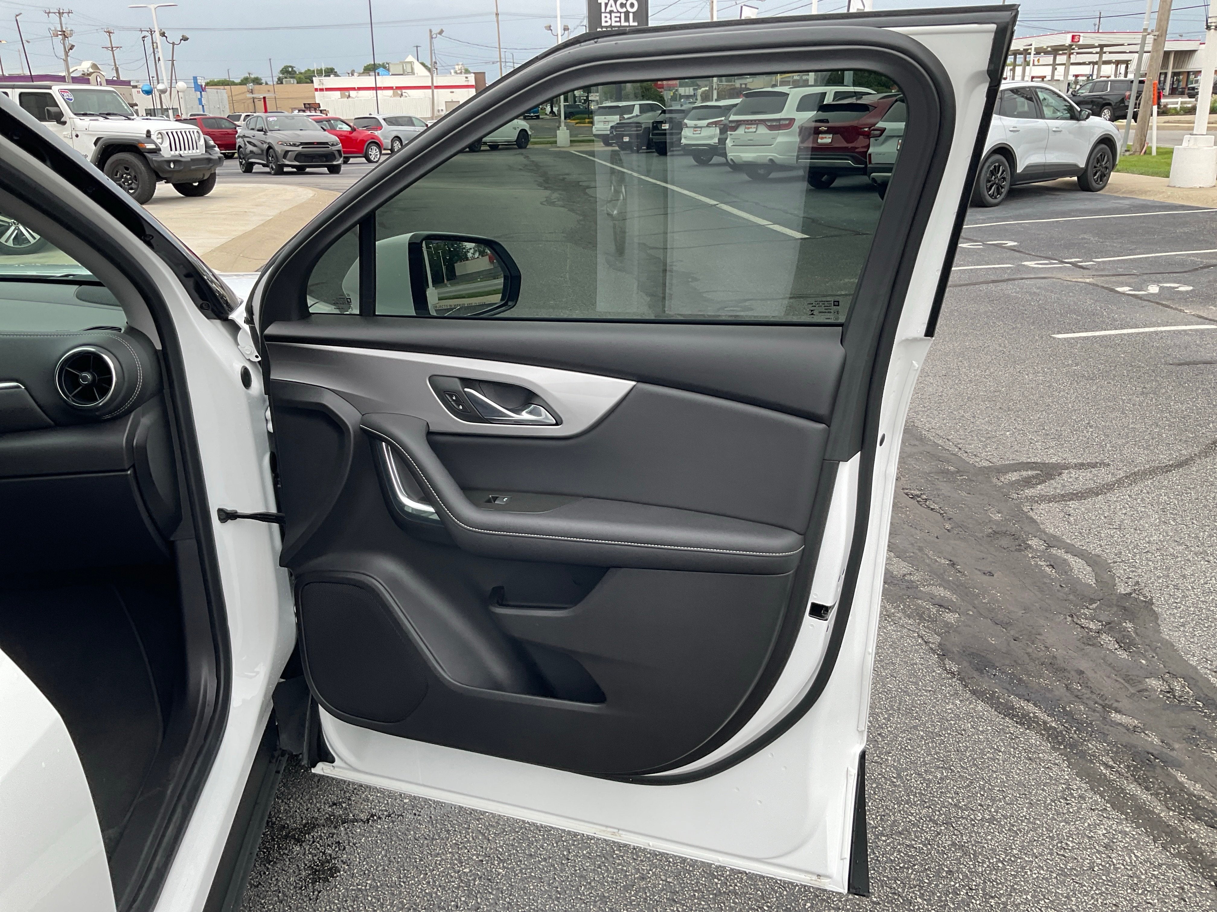 2024 Chevrolet Blazer LT