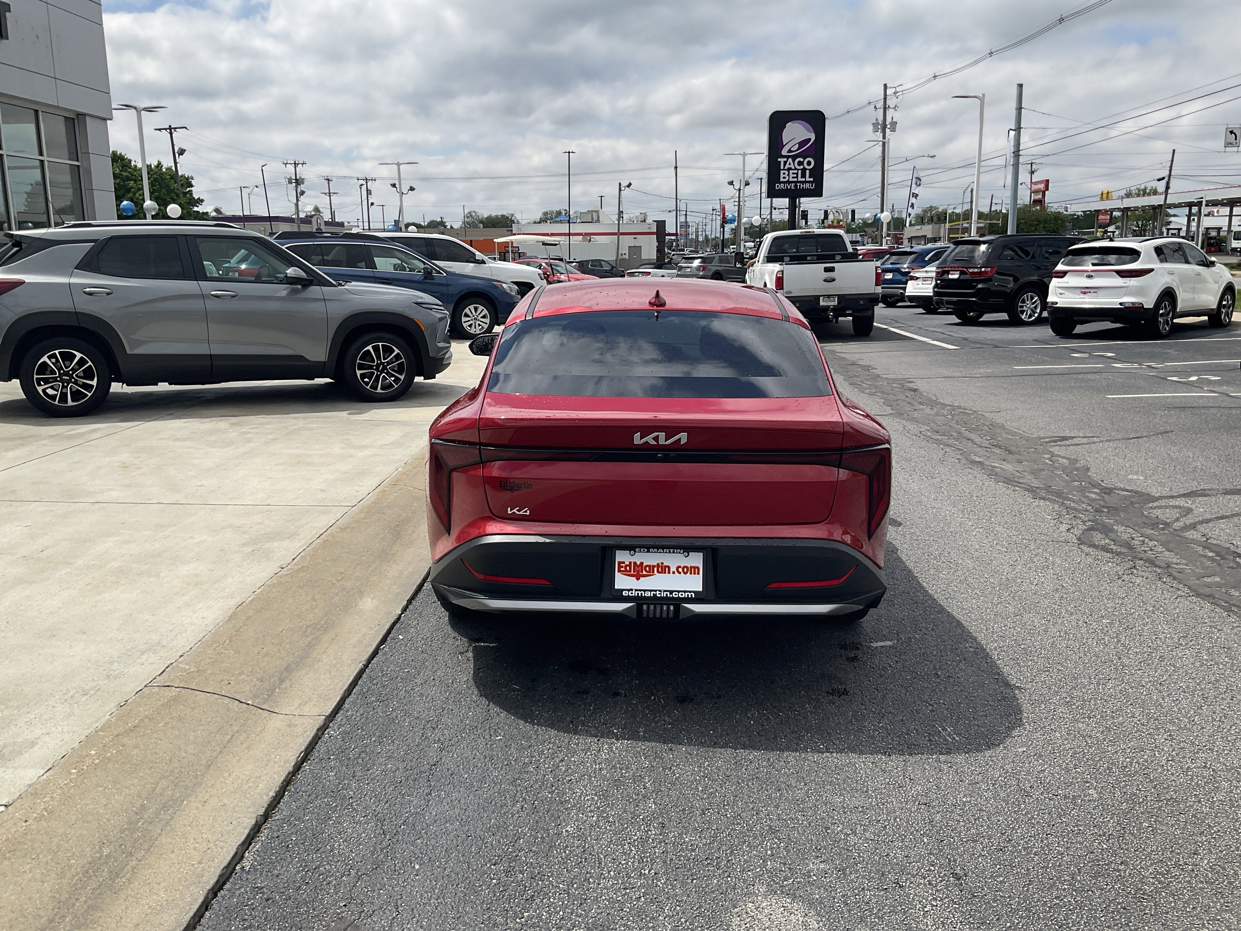 2025 Kia K4 LXS