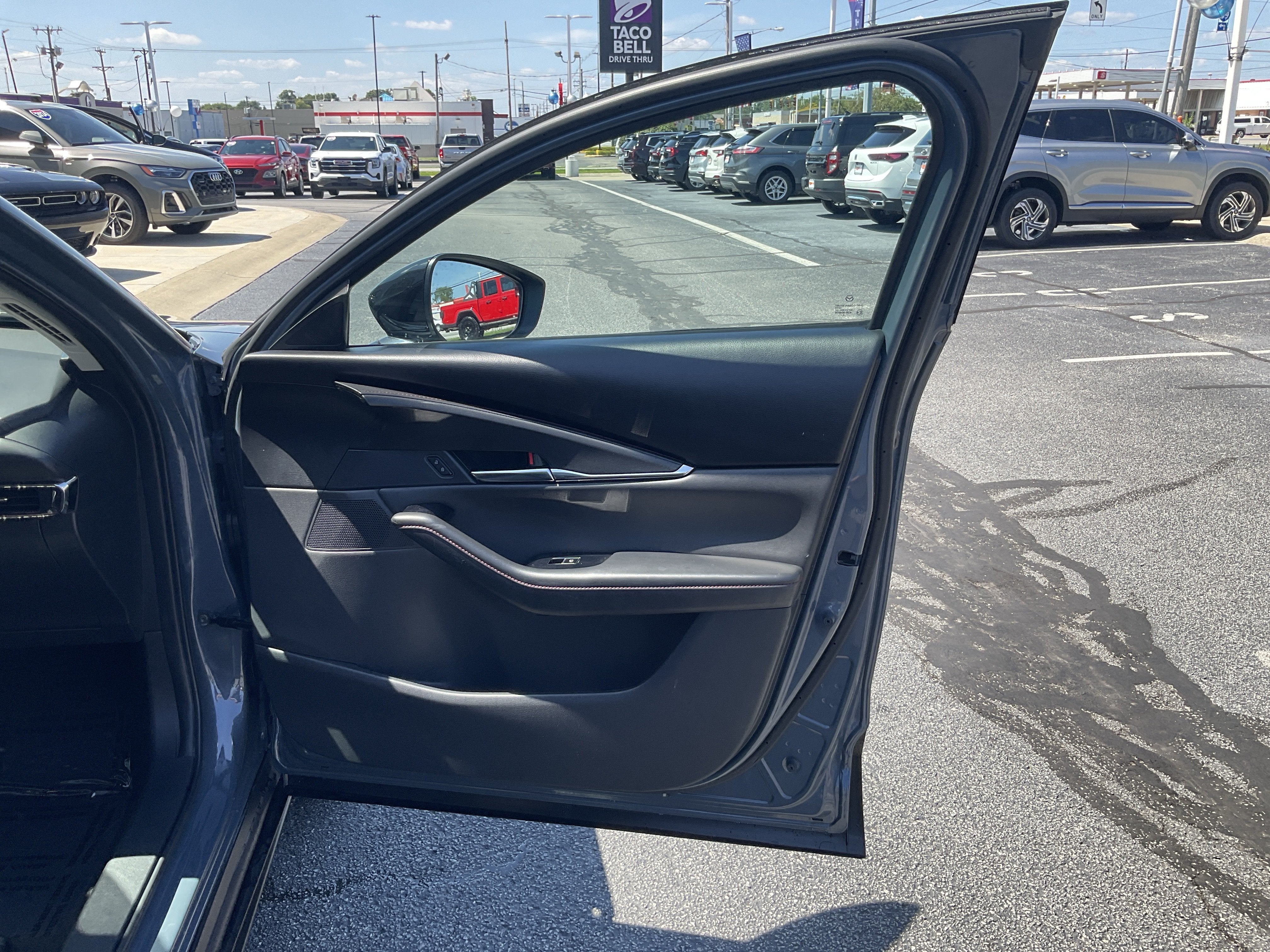 2025 Mazda Mazda CX-30 2.5 S Carbon Edition