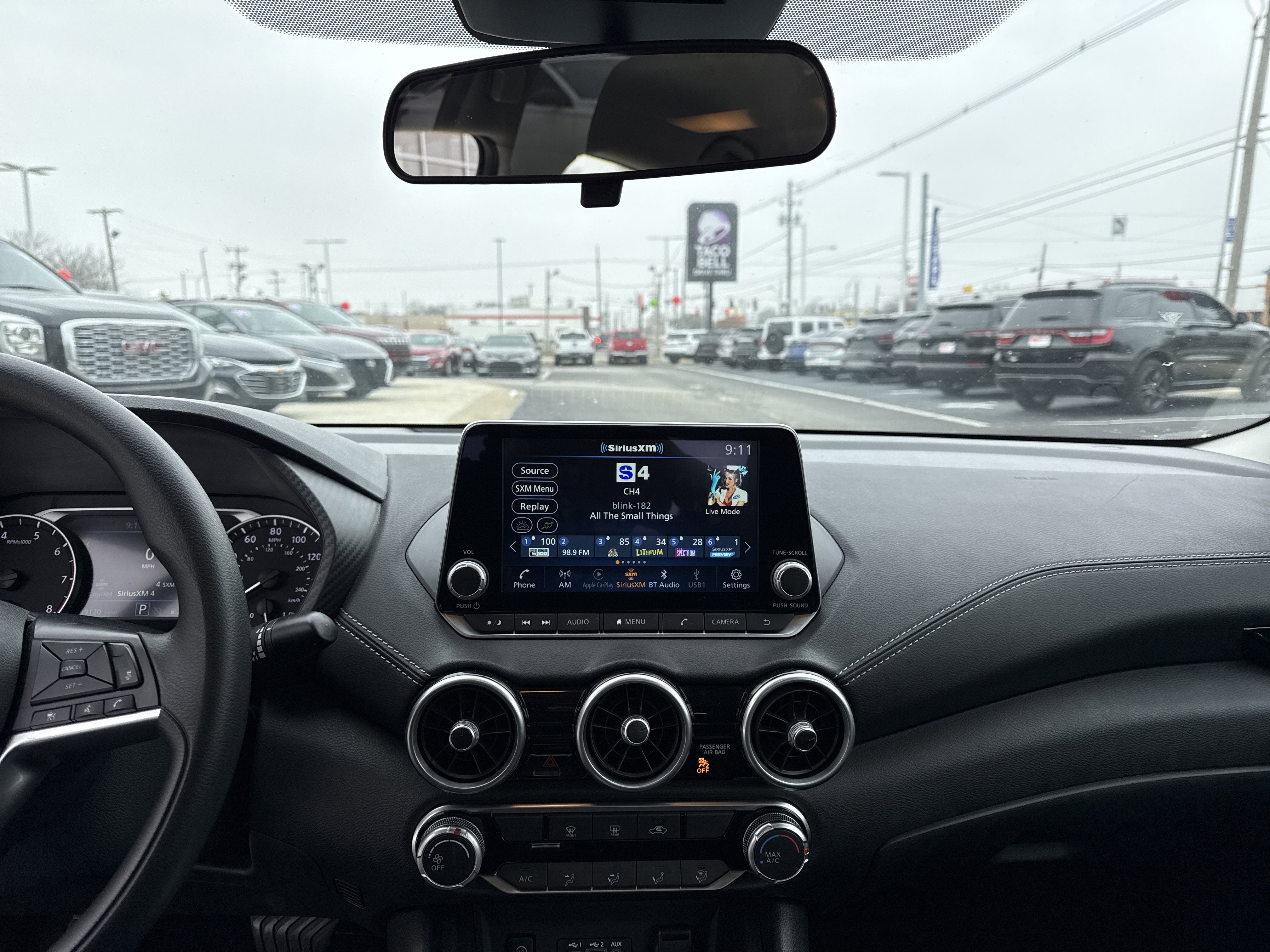 2024 Nissan Sentra SV