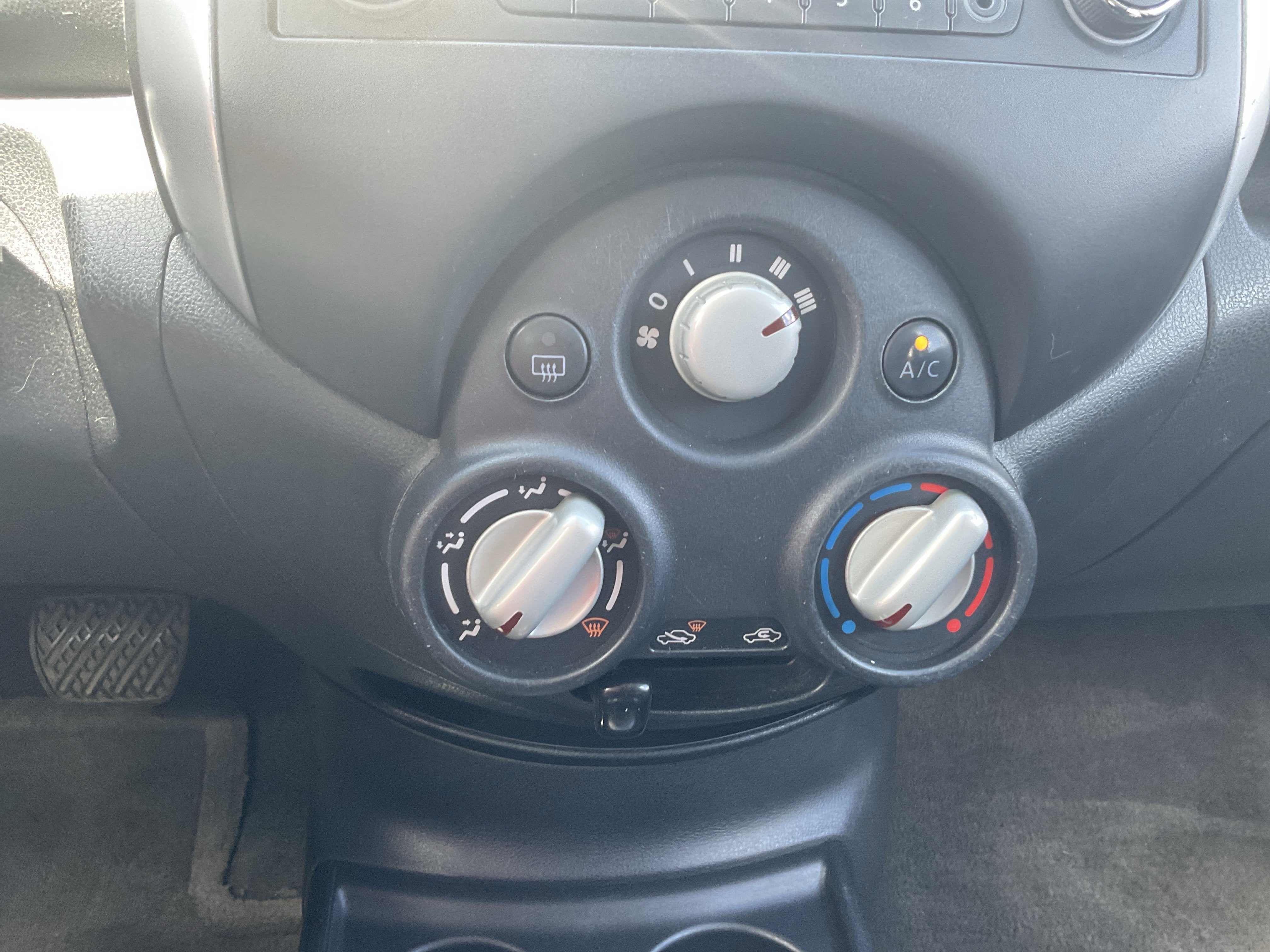 2014 Nissan Versa Note SV