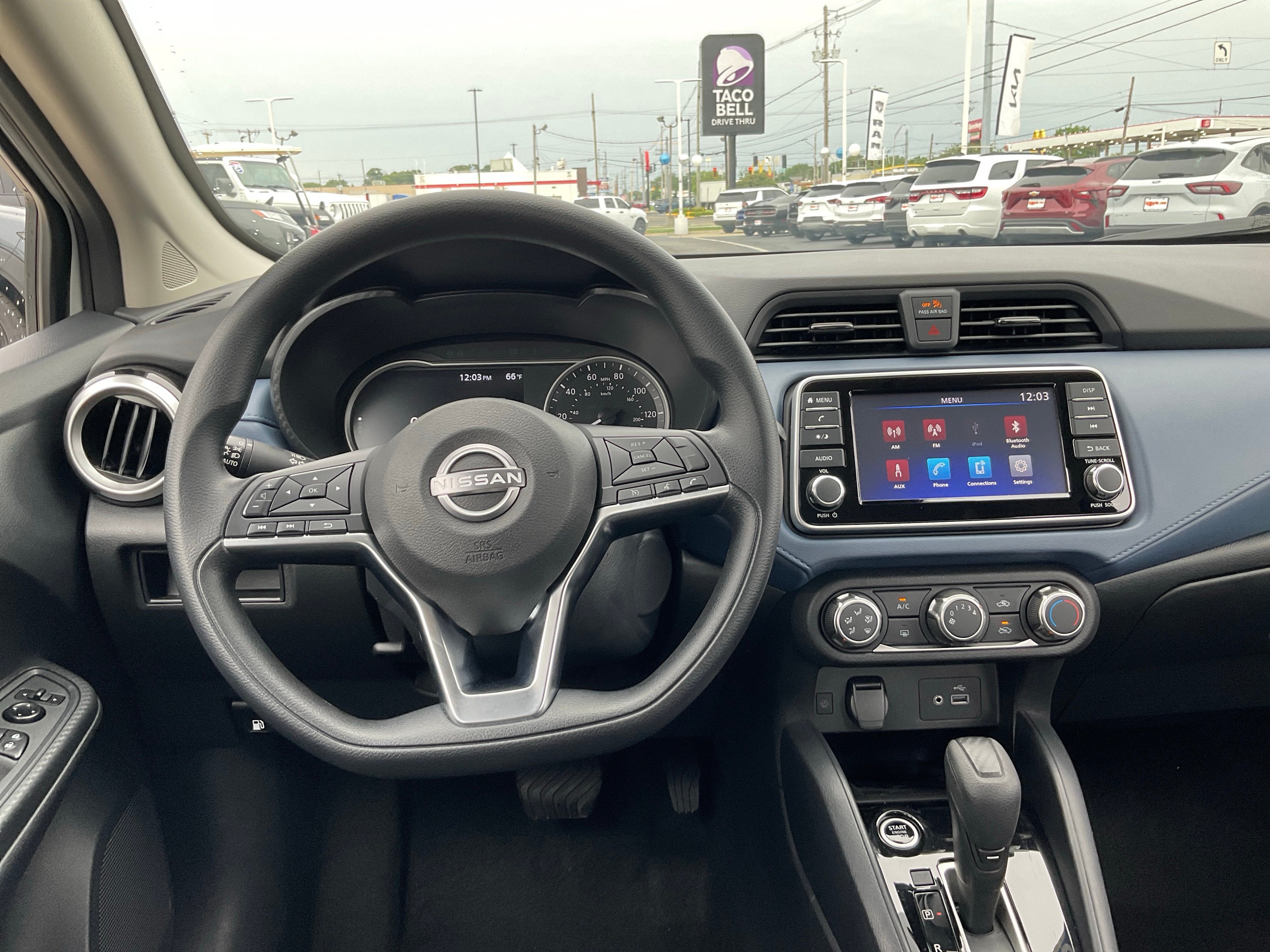 2025 Nissan Versa 1.6 SV