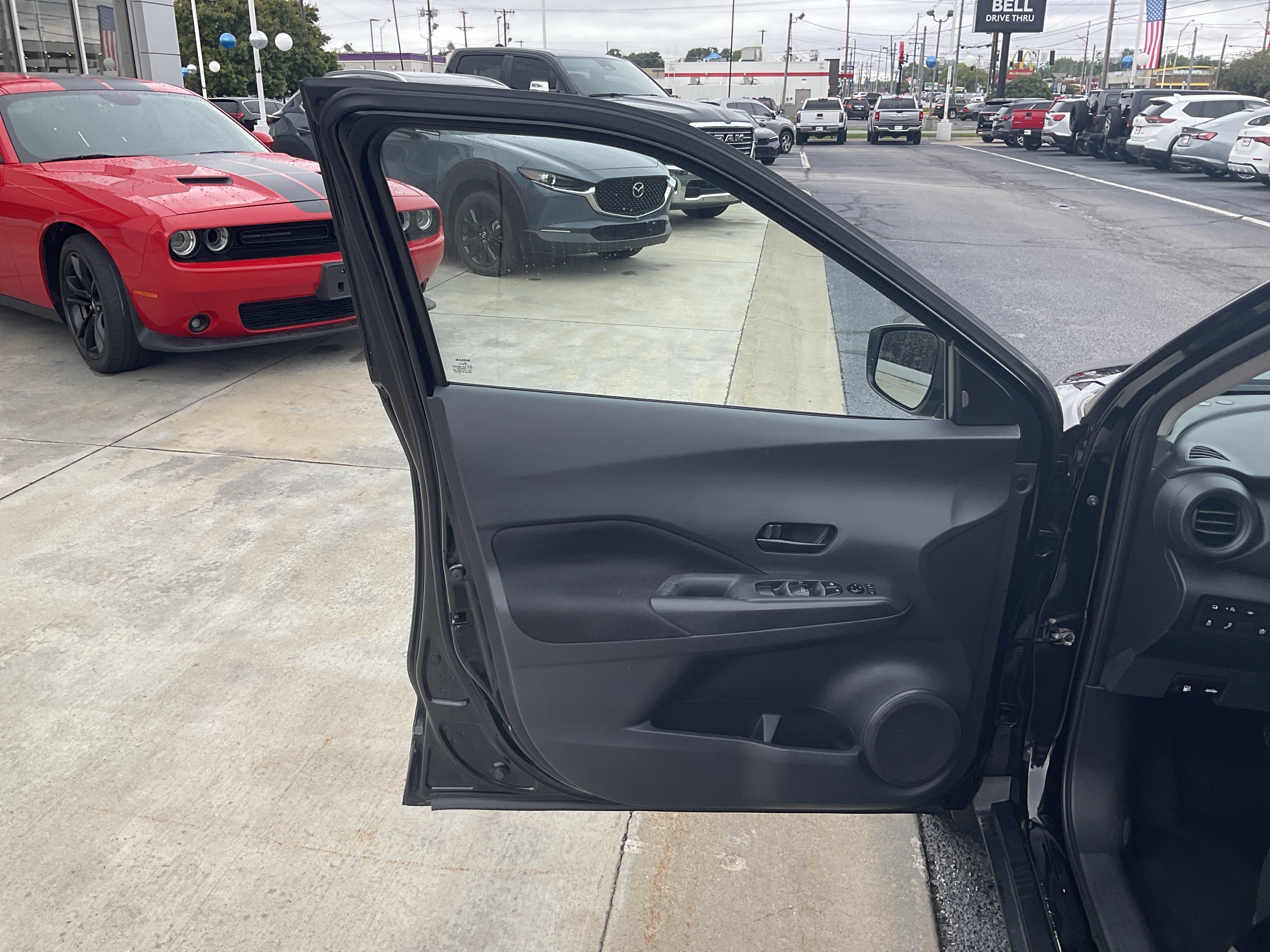 2022 Nissan Kicks S