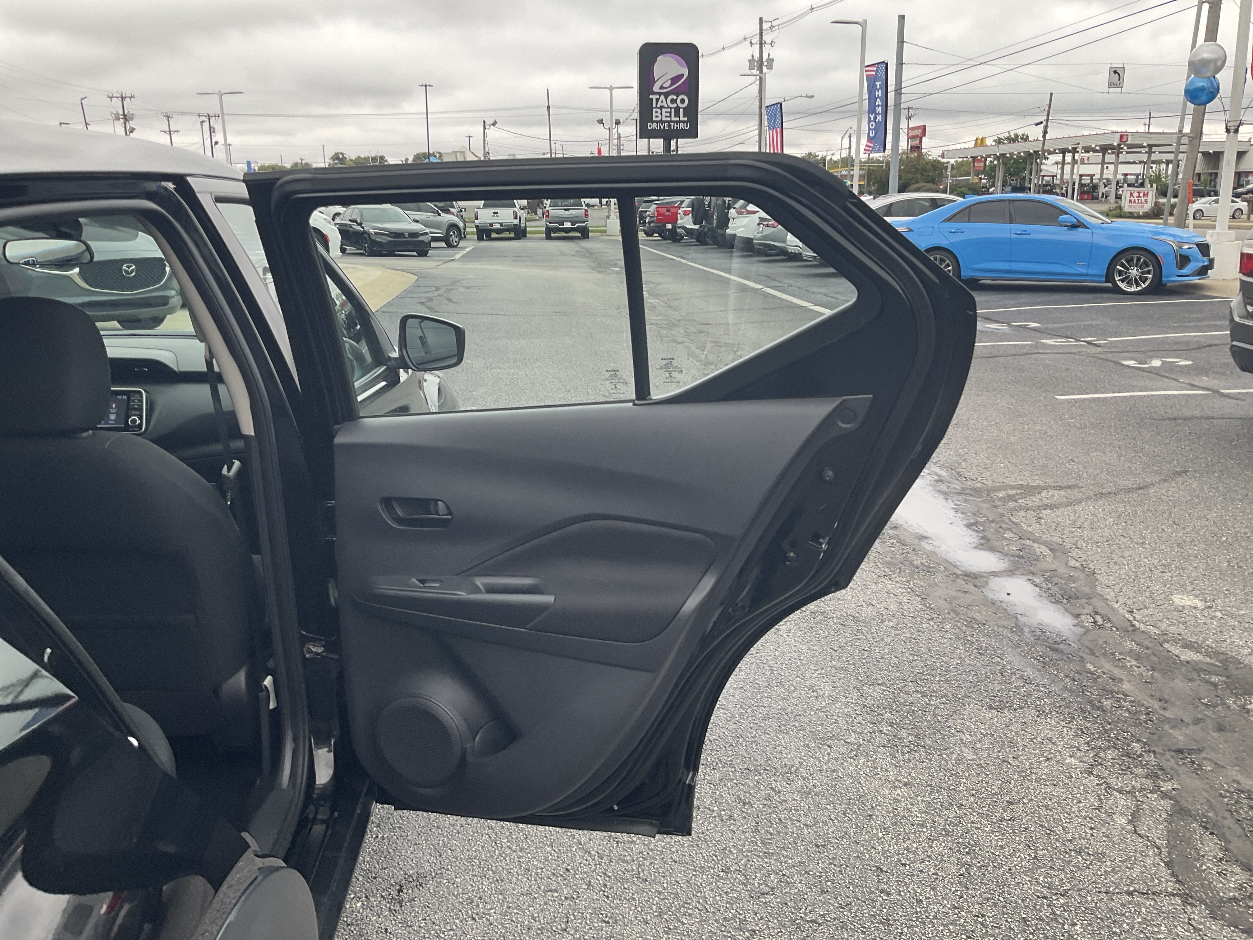 2022 Nissan Kicks S
