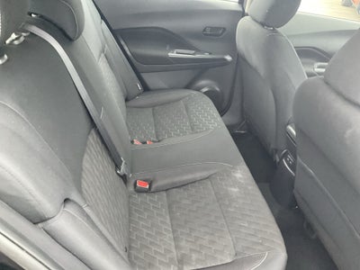 2022 Nissan Kicks S
