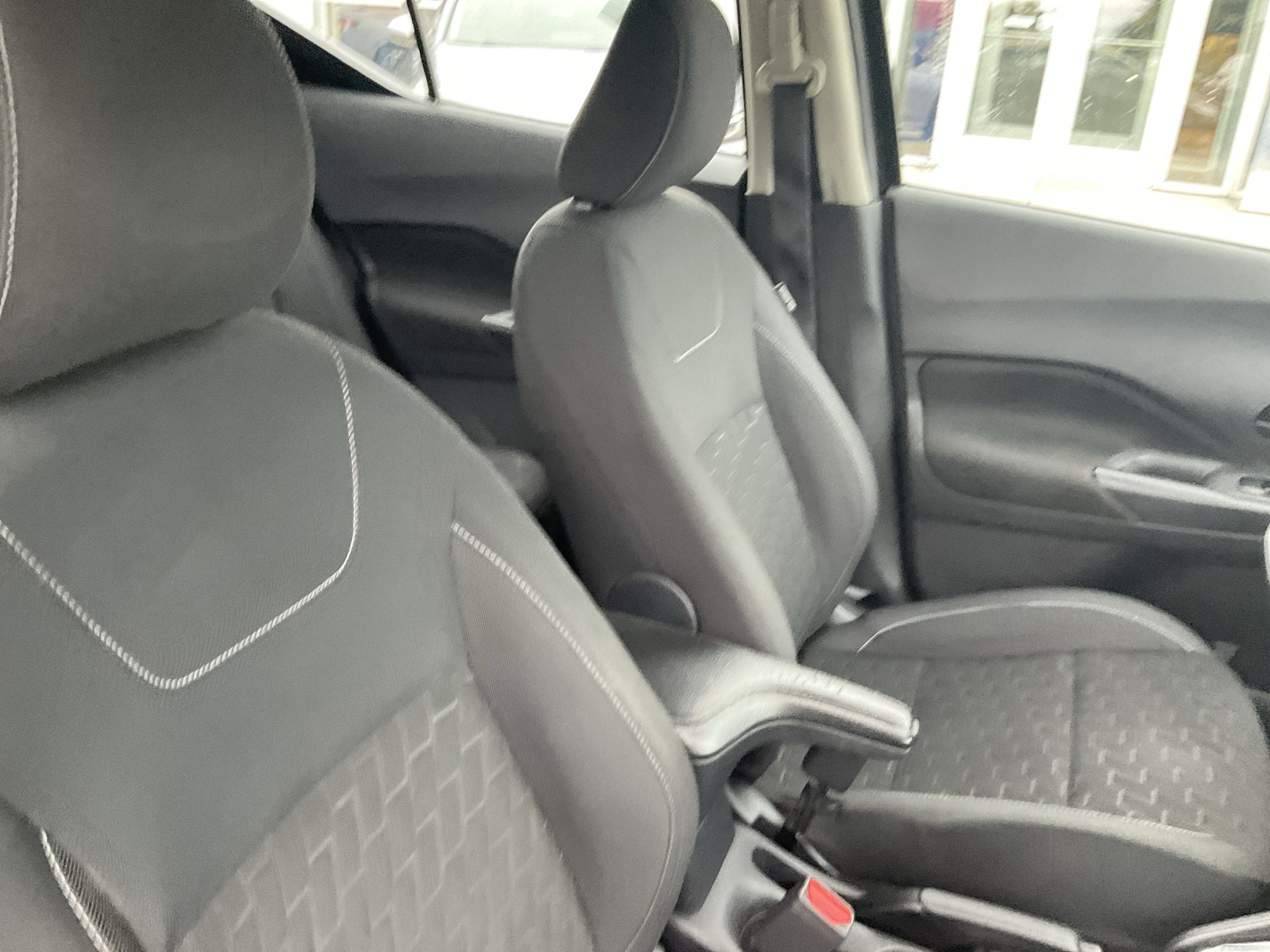 2022 Nissan Kicks S