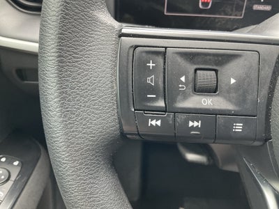 2025 Nissan Kicks S