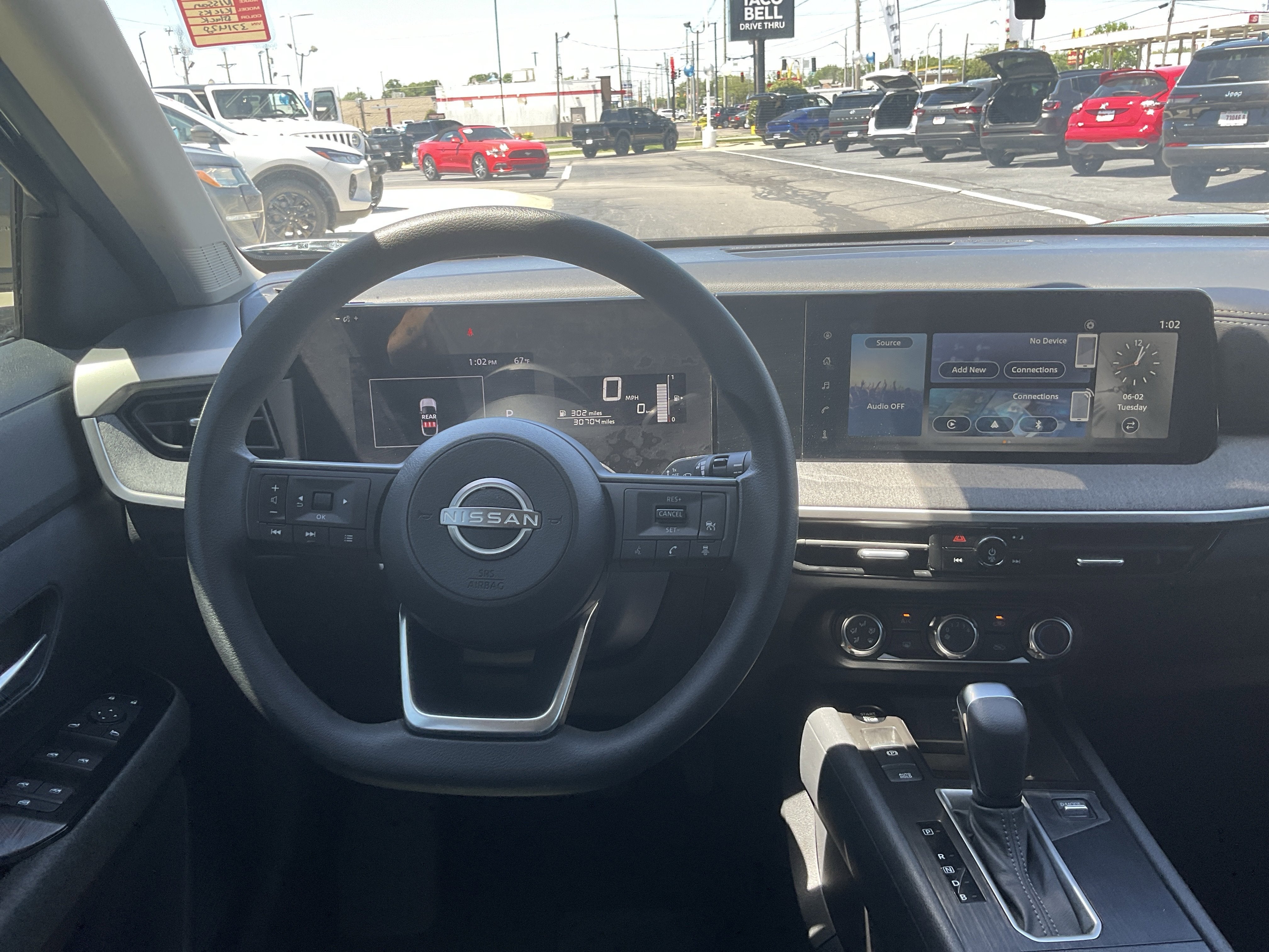 2025 Nissan Kicks SV