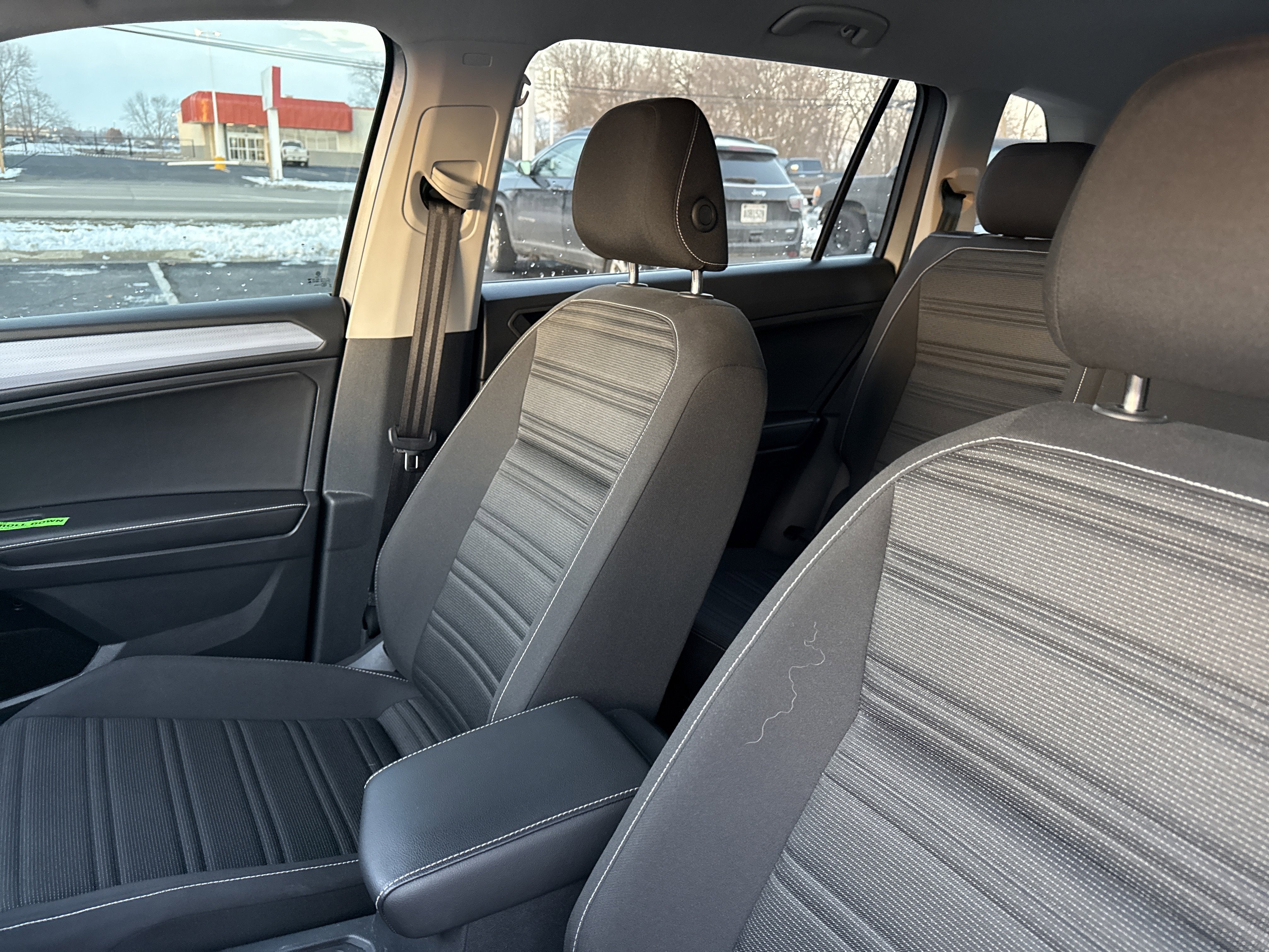 2024 Volkswagen Tiguan 2.0T S