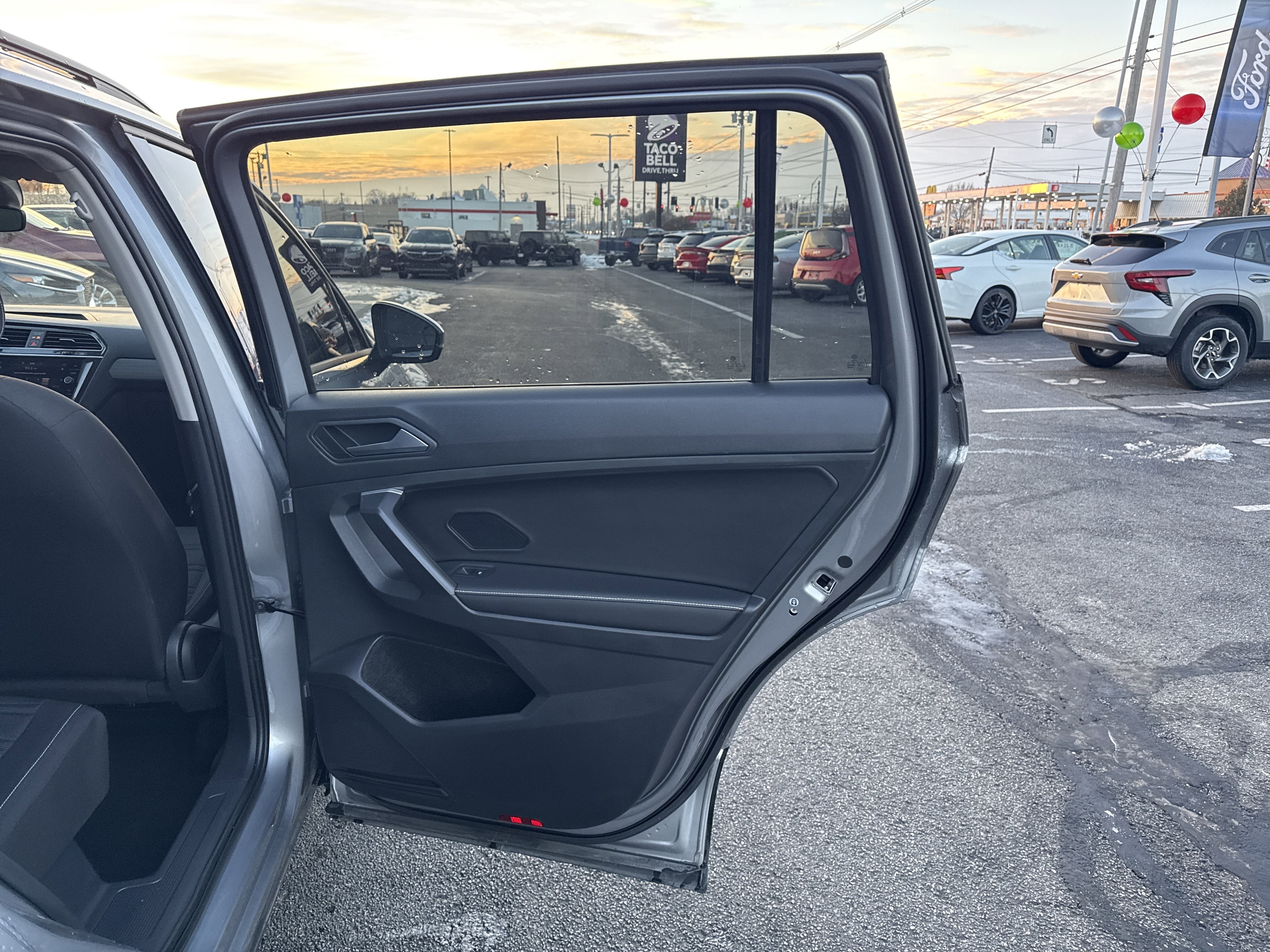 2024 Volkswagen Tiguan 2.0T S