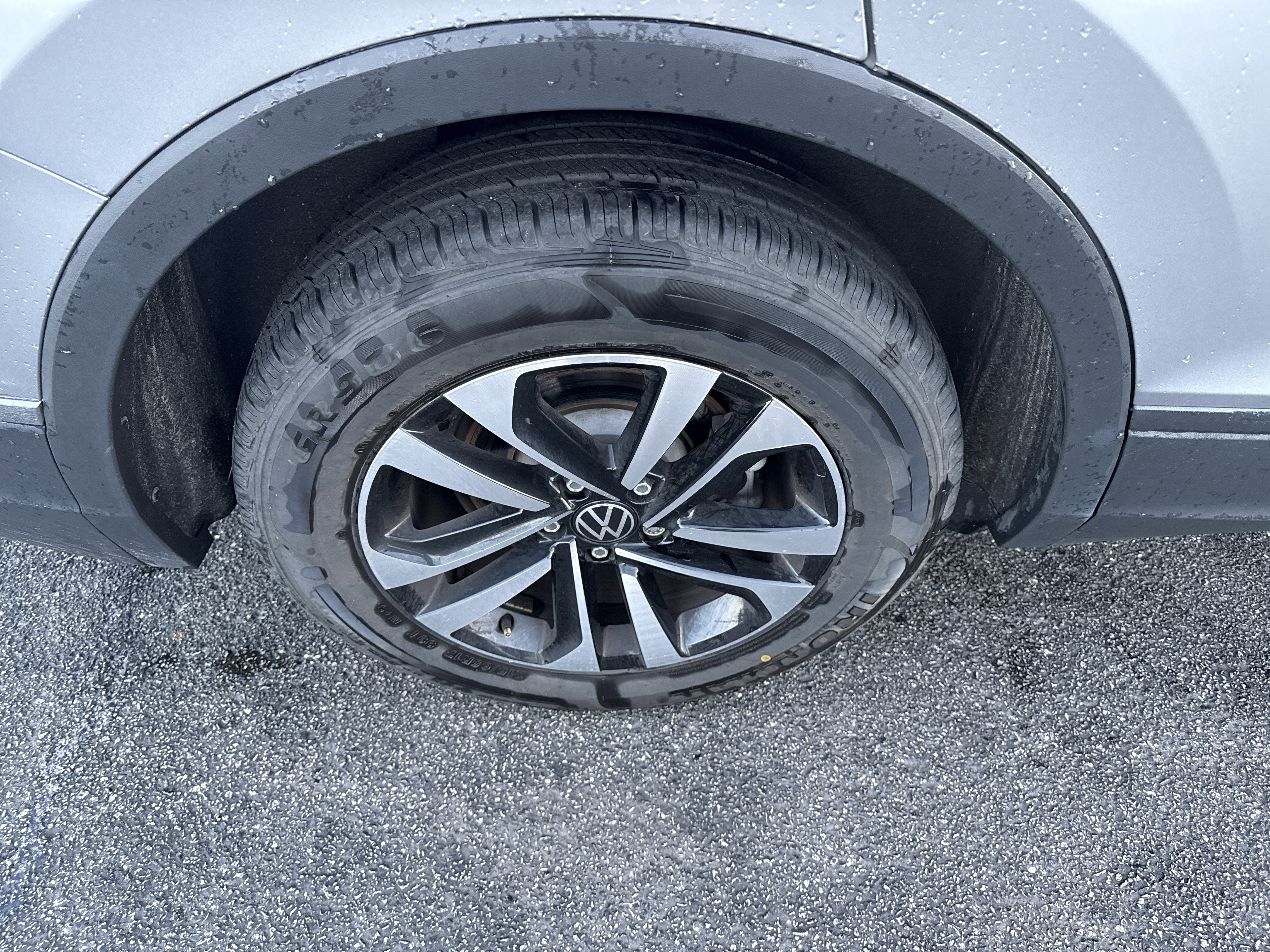 2024 Volkswagen Tiguan 2.0T S