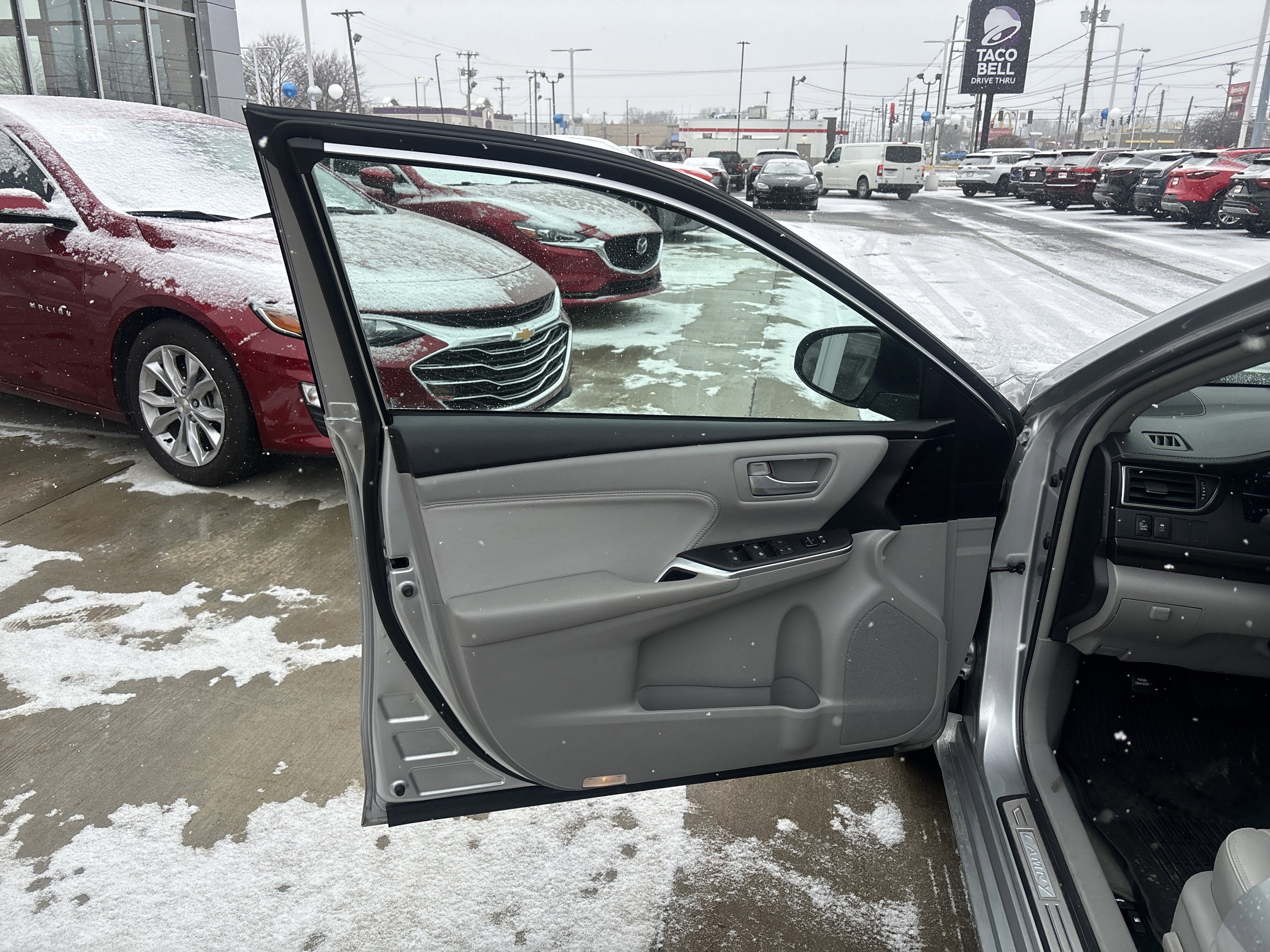 2017 Toyota Camry XLE