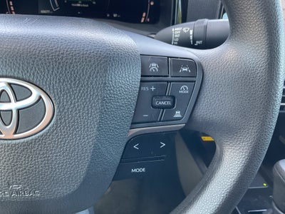 2025 Toyota Camry LE