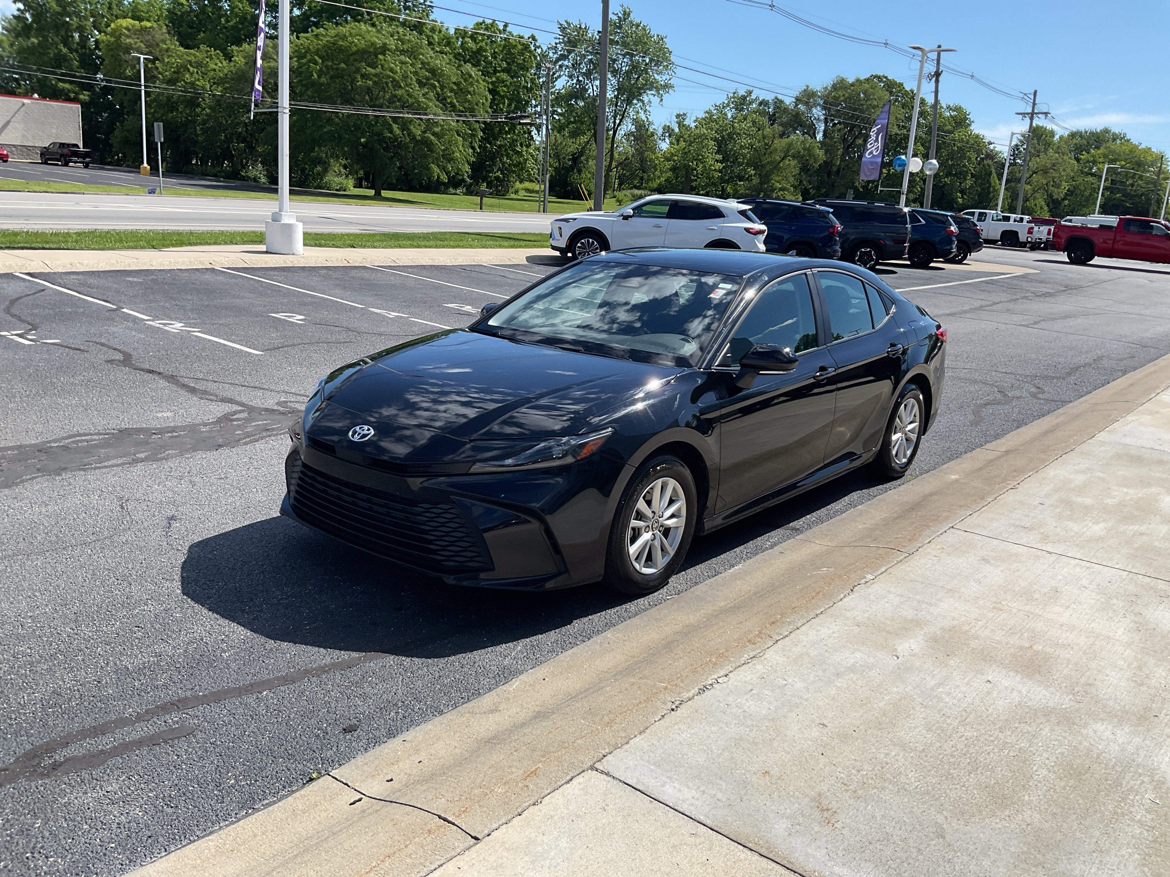 2025 Toyota Camry LE