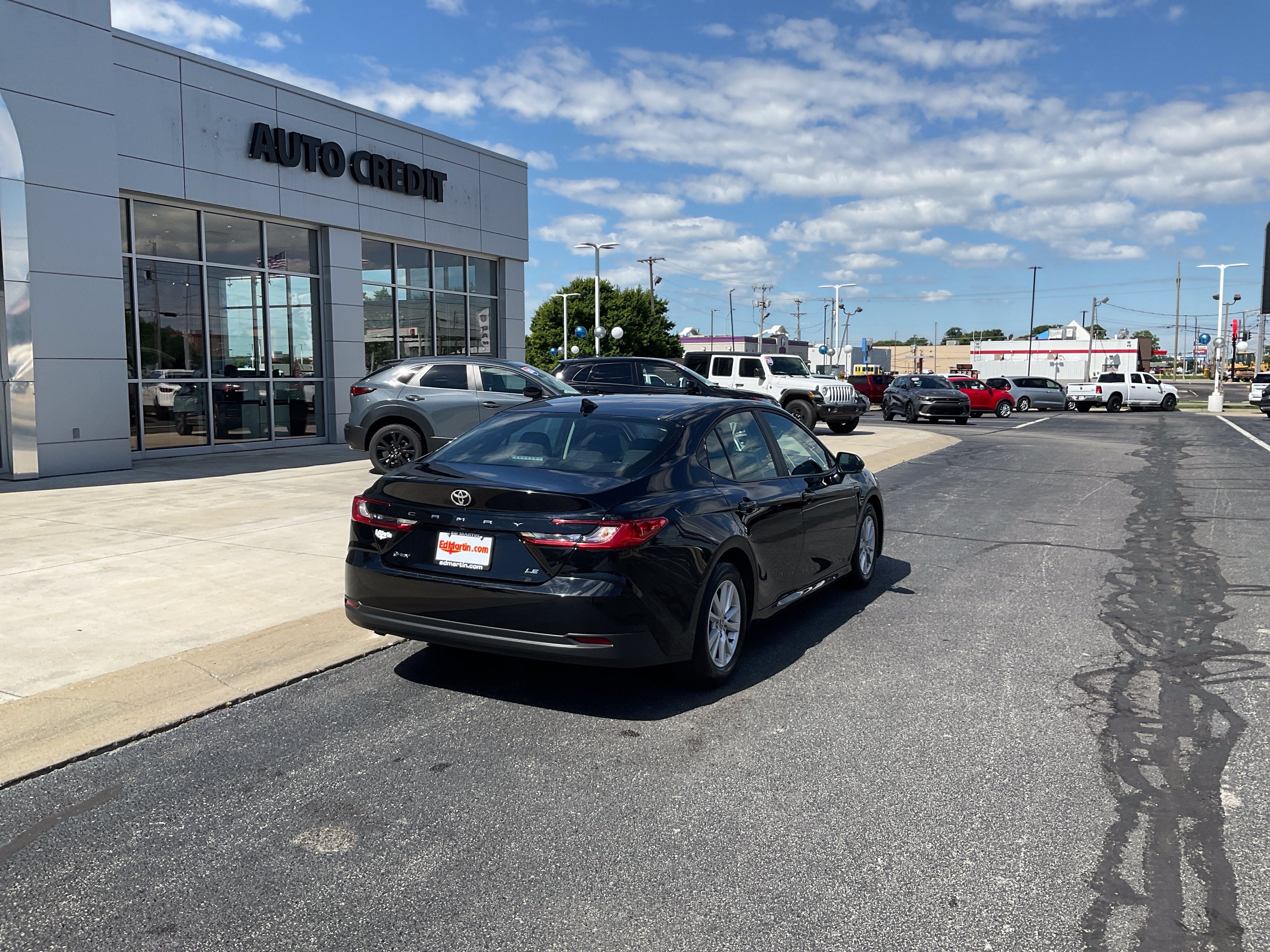 2025 Toyota Camry LE