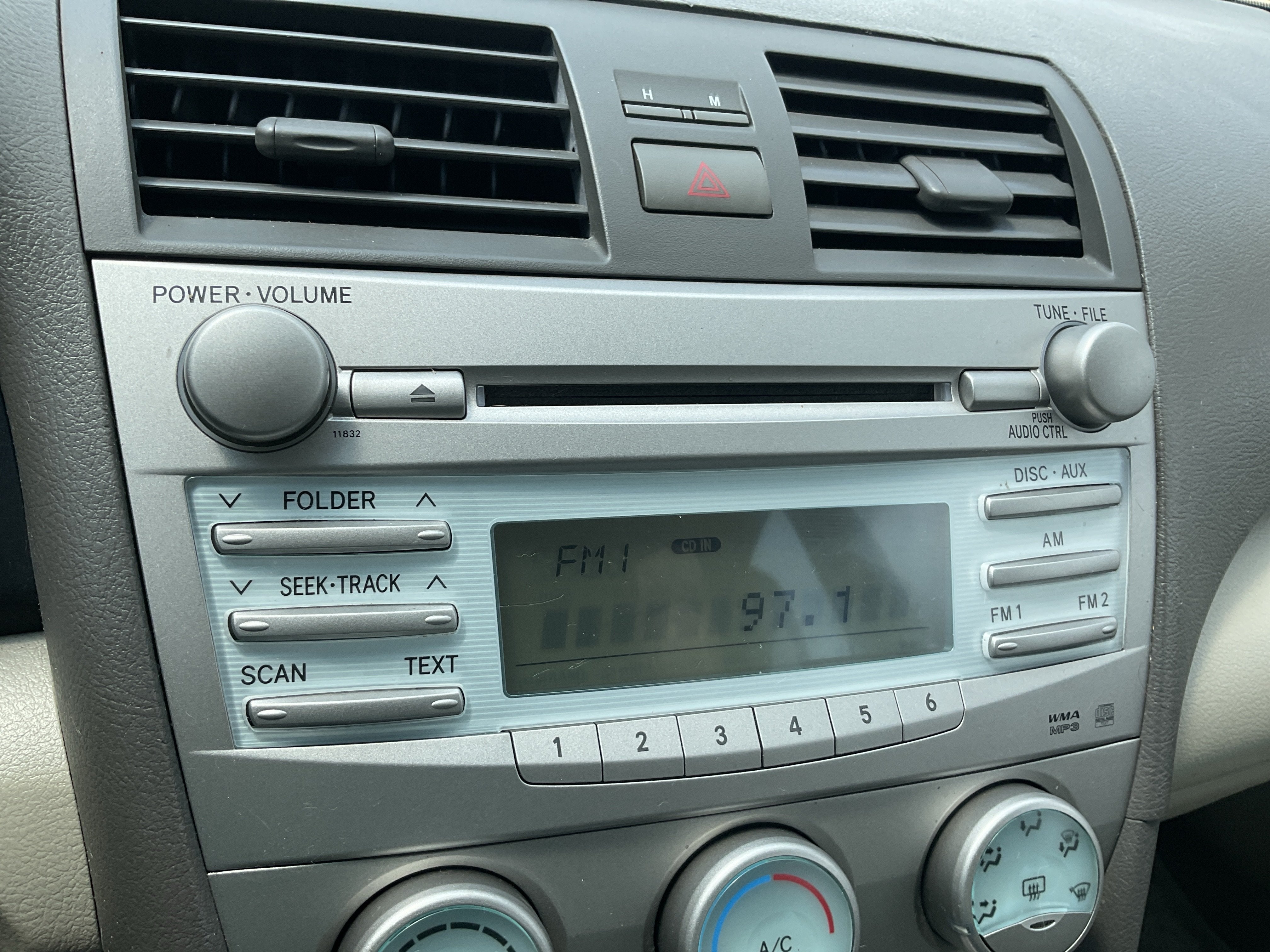 2009 Toyota Camry LE