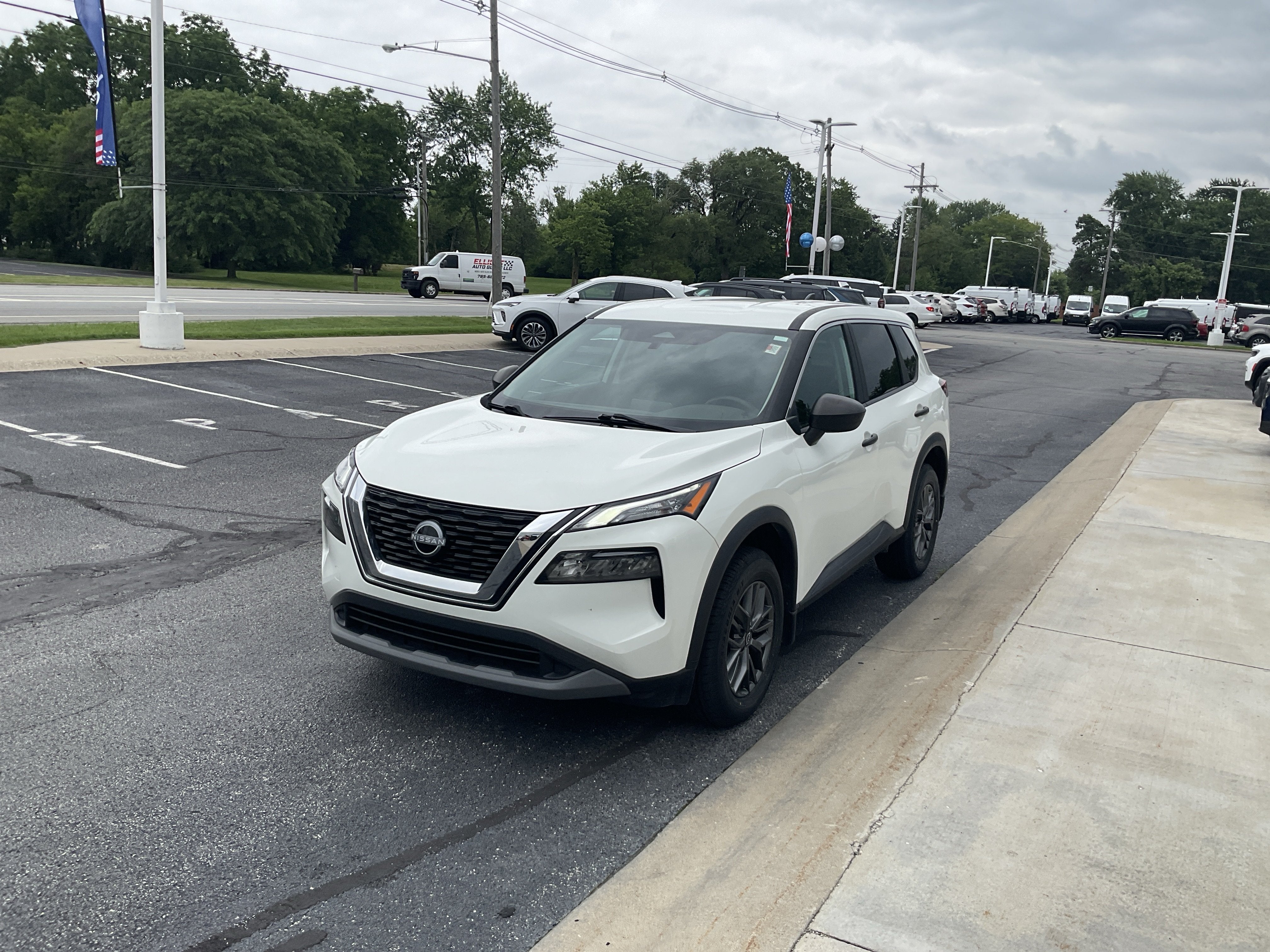 2023 Nissan Rogue S