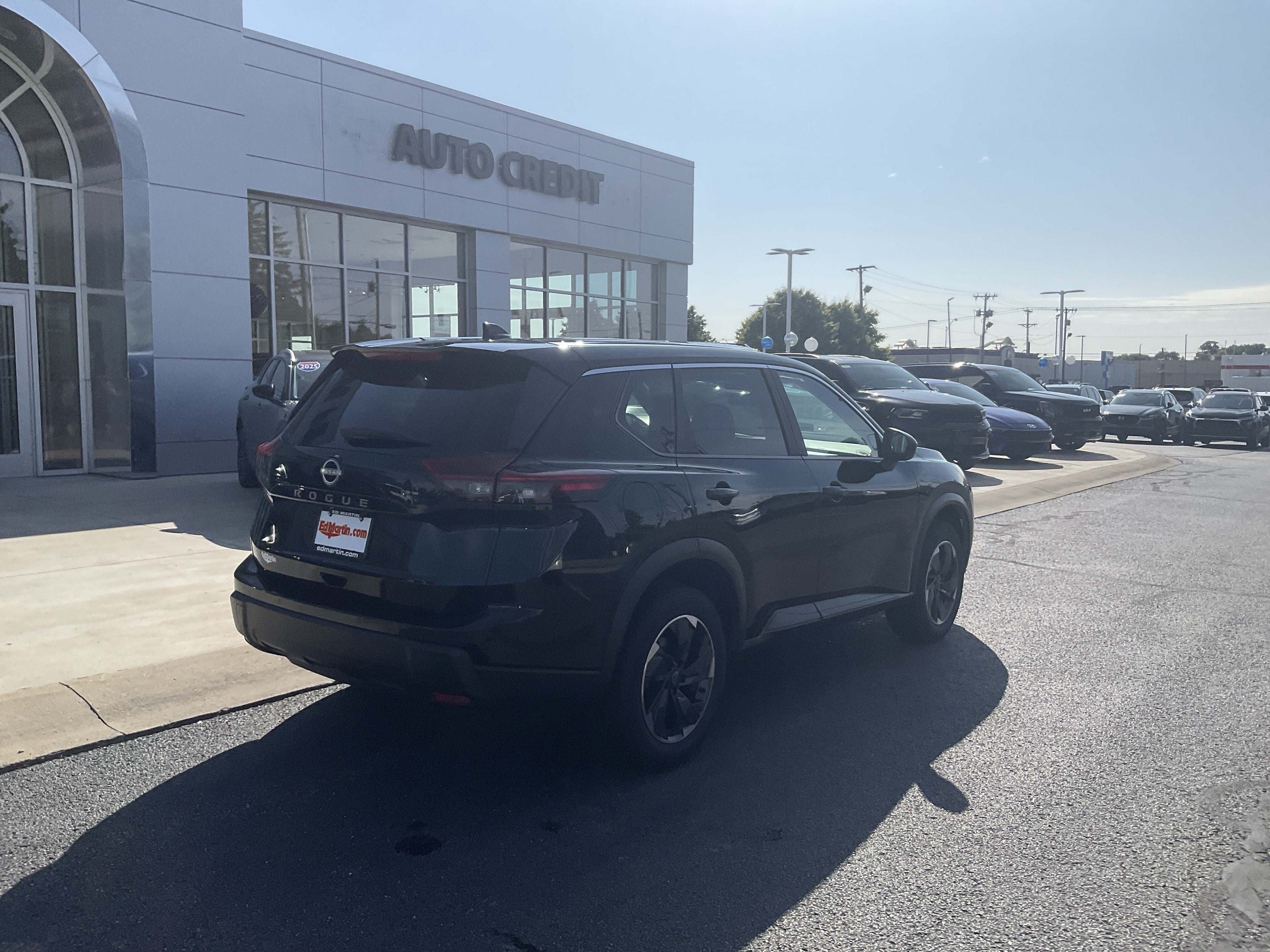 2025 Nissan Rogue SV