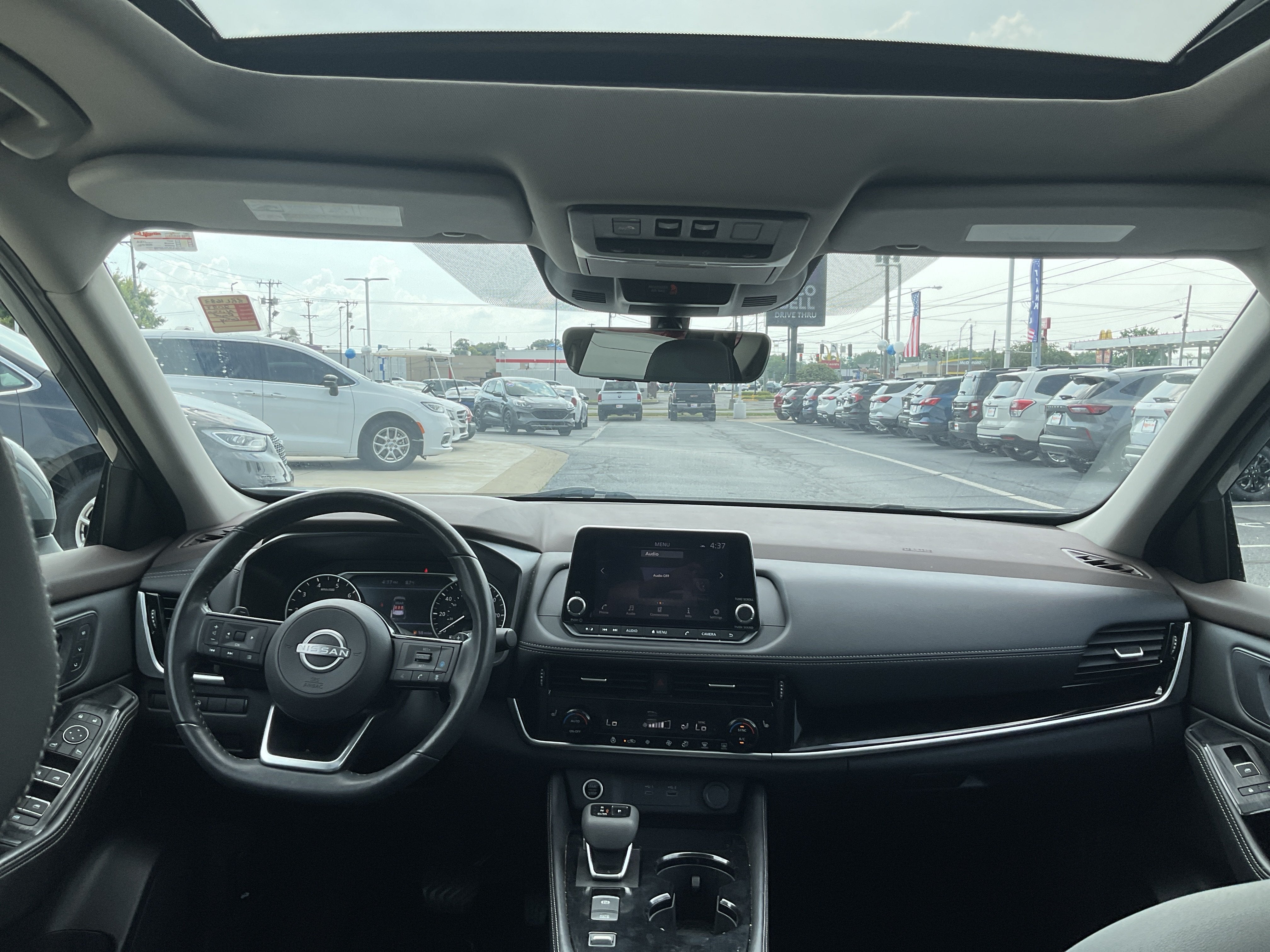 2023 Nissan Rogue SL
