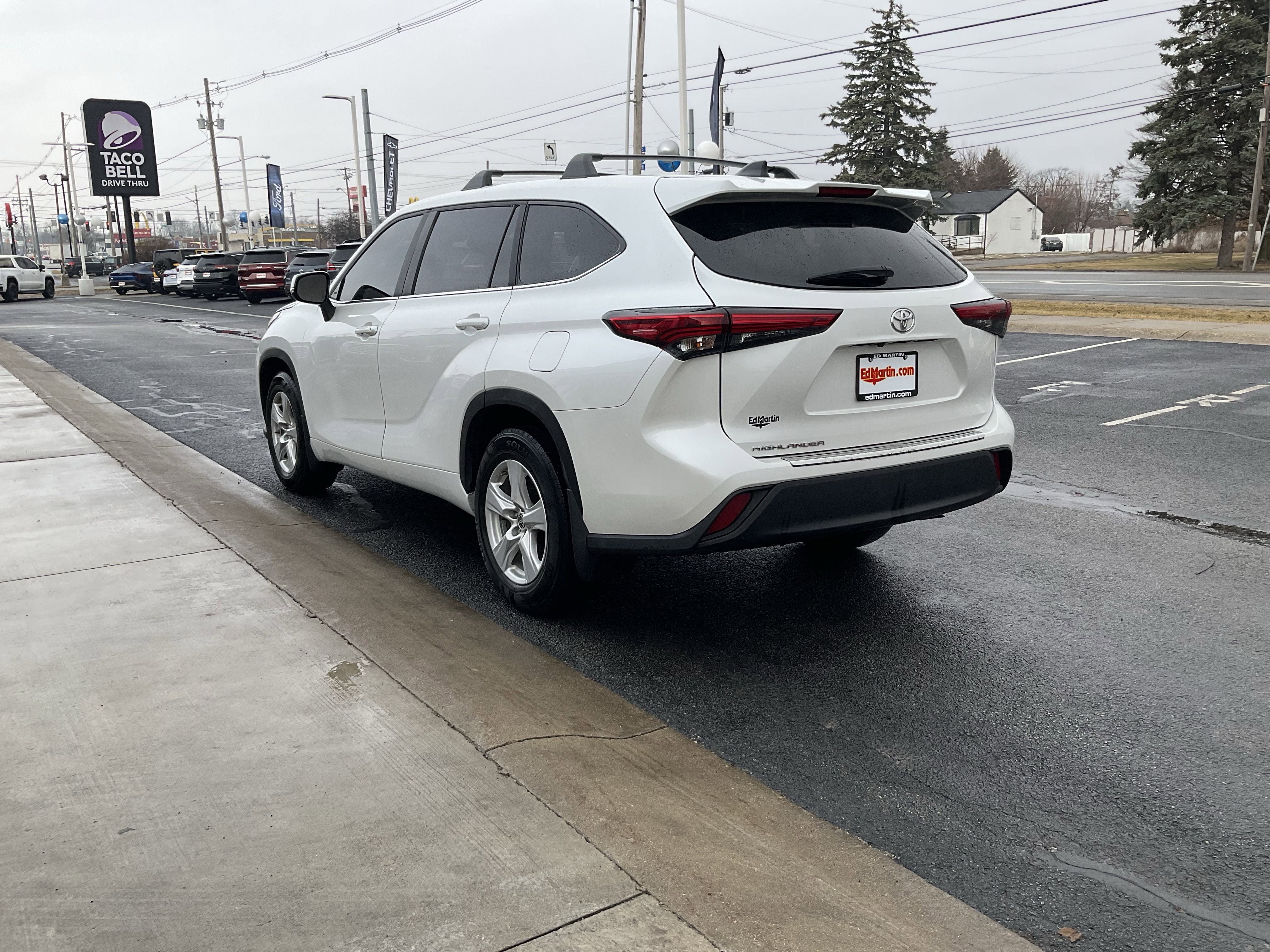 2023 Toyota Highlander L