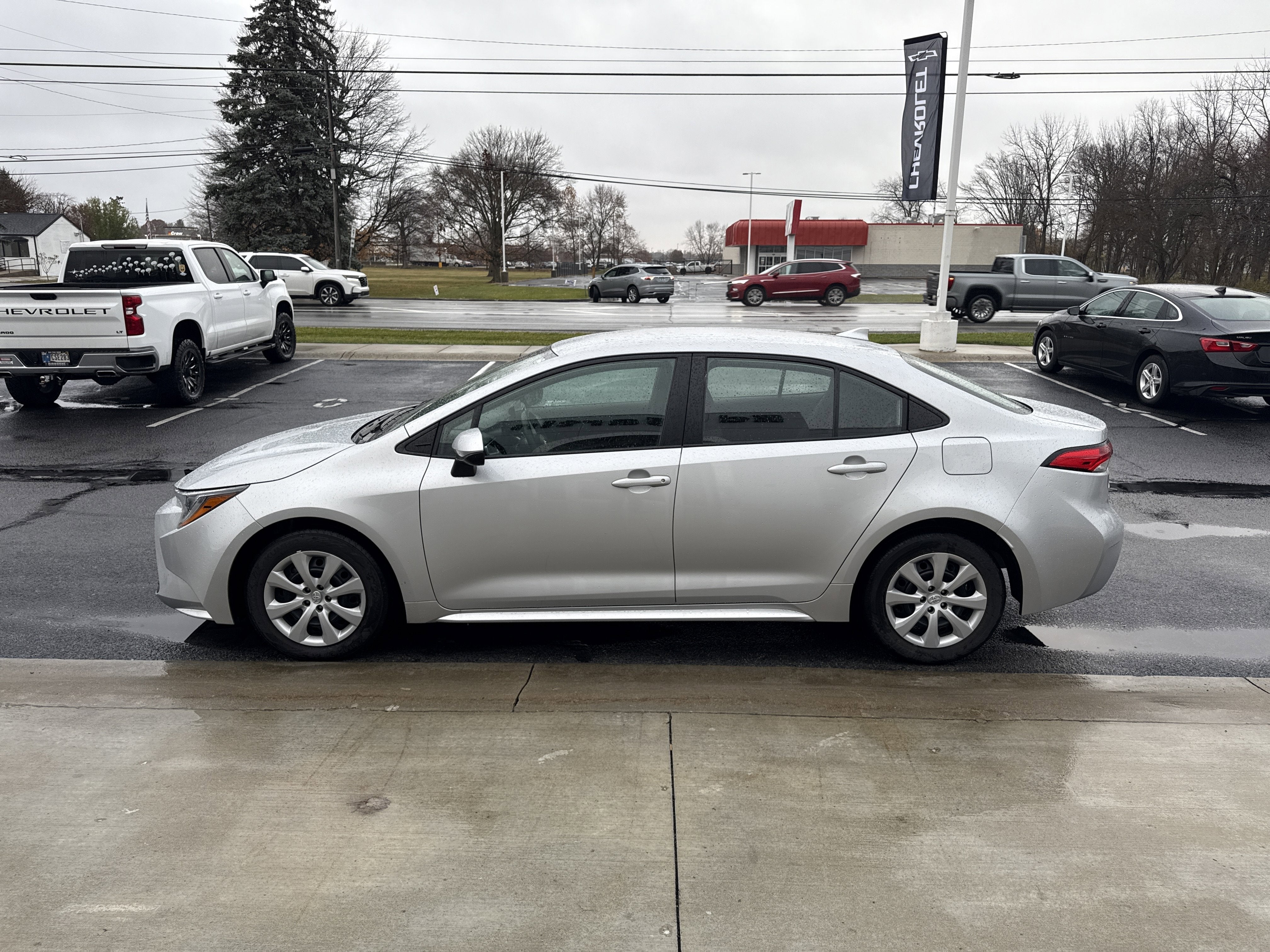 2024 Toyota Corolla LE