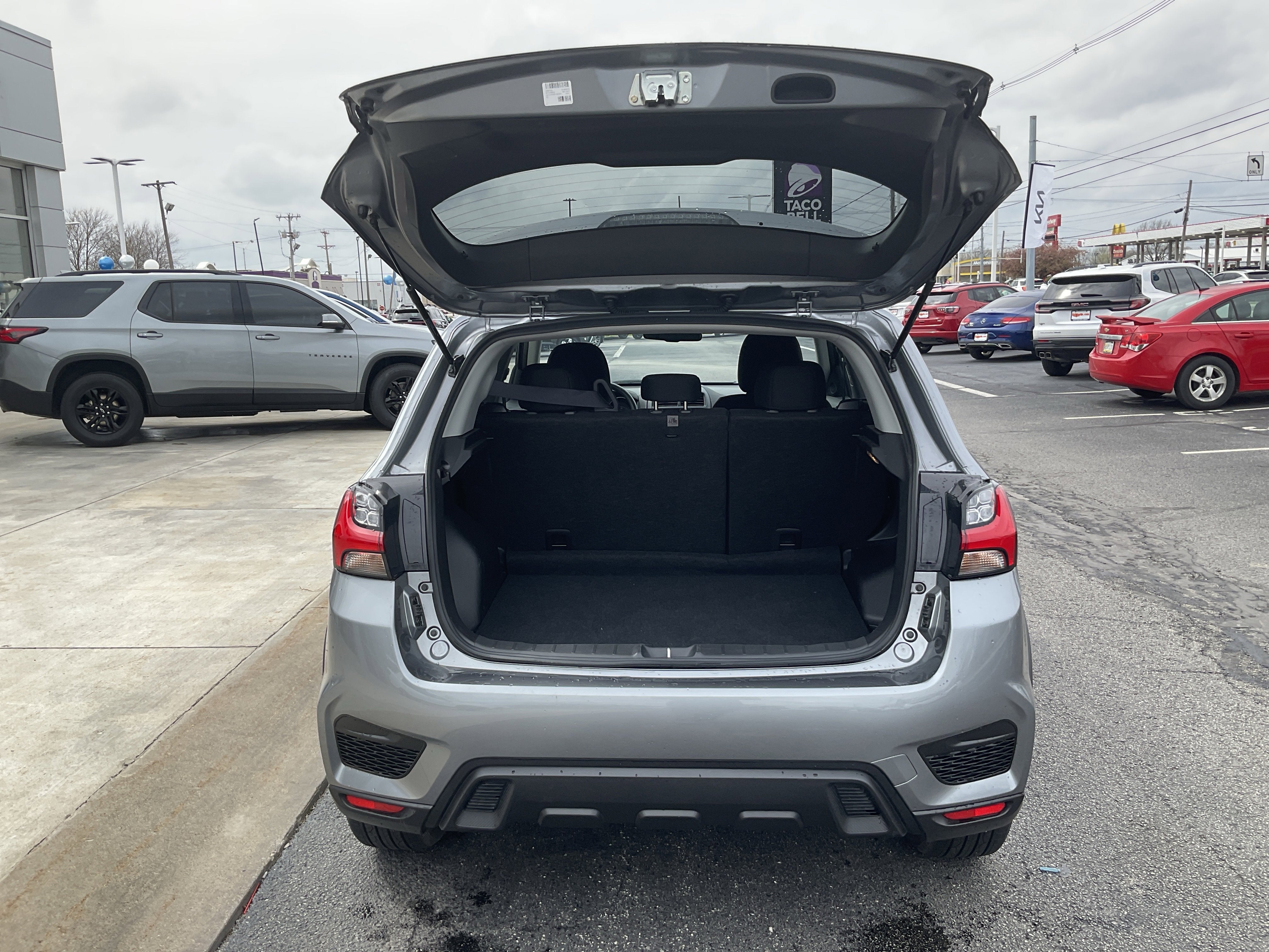 2025 Mitsubishi Outlander Sport 2.0 ES