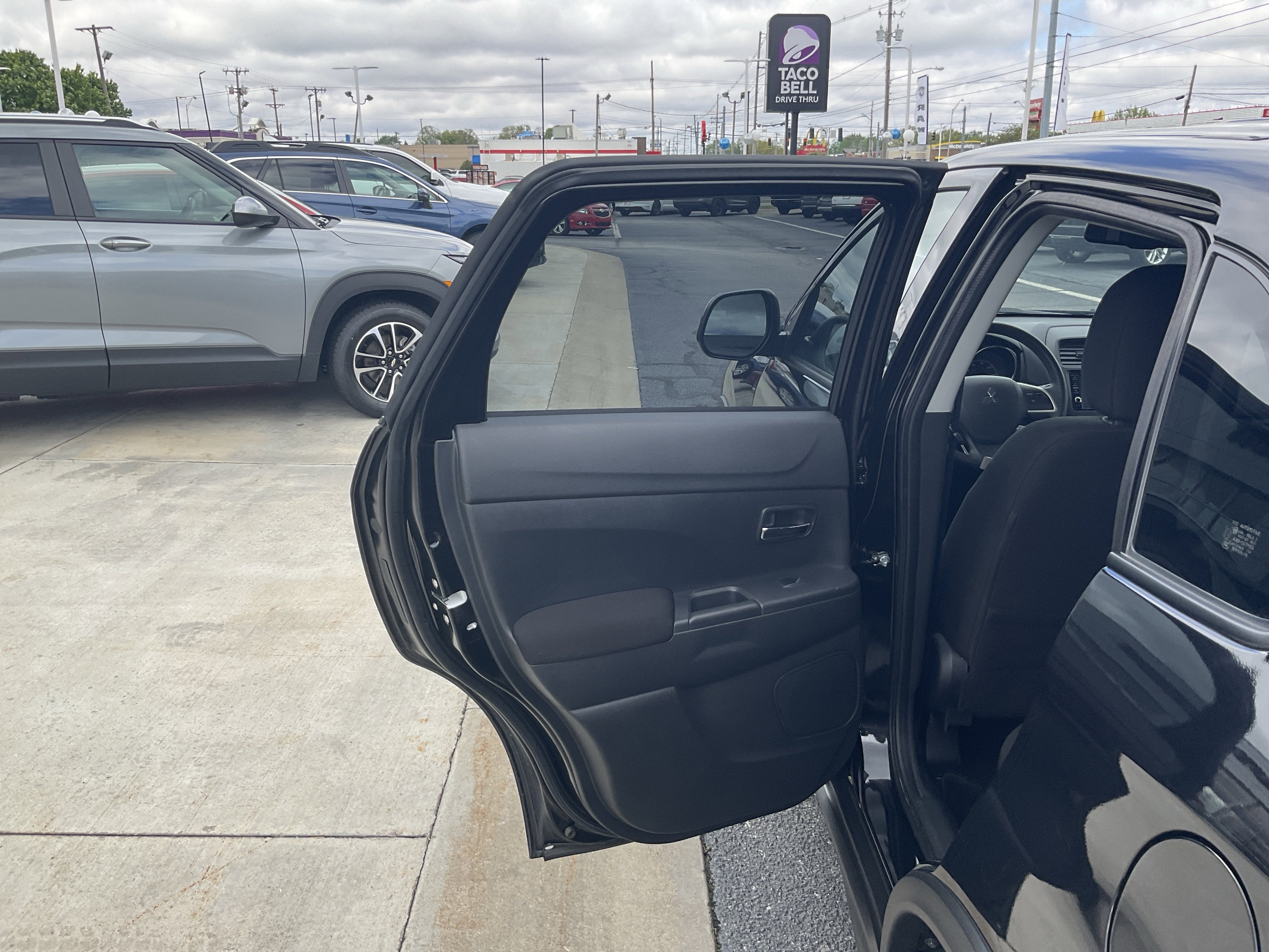 2025 Mitsubishi Outlander Sport 2.0 ES