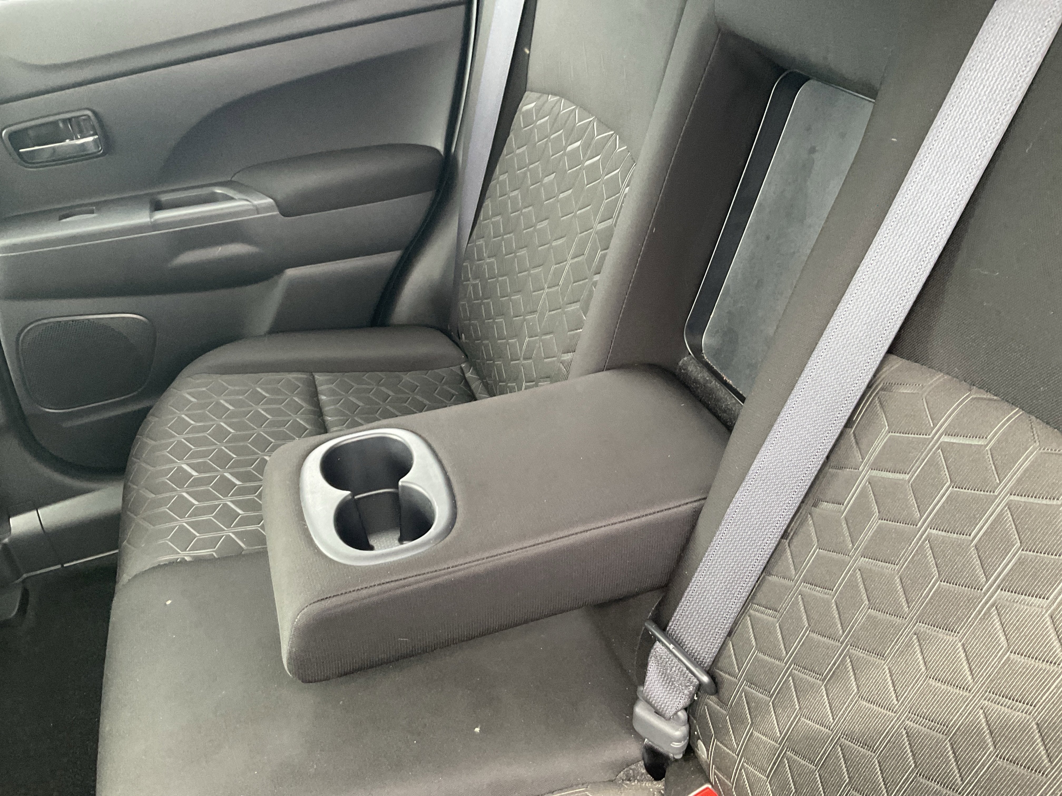 2024 Mitsubishi Outlander Sport 2.0 ES