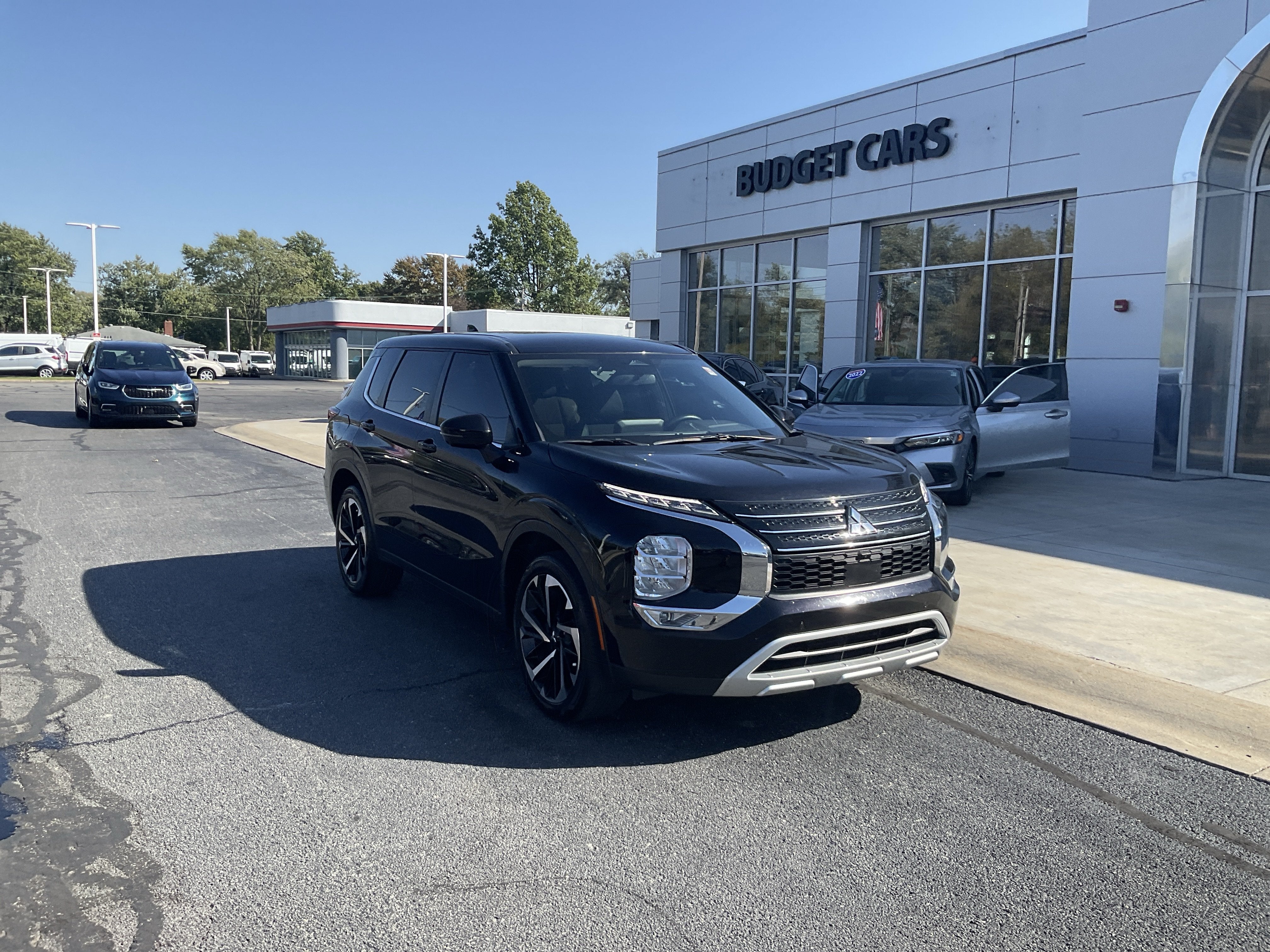 2024 Mitsubishi Outlander SE