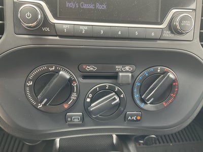 2017 Nissan Juke S