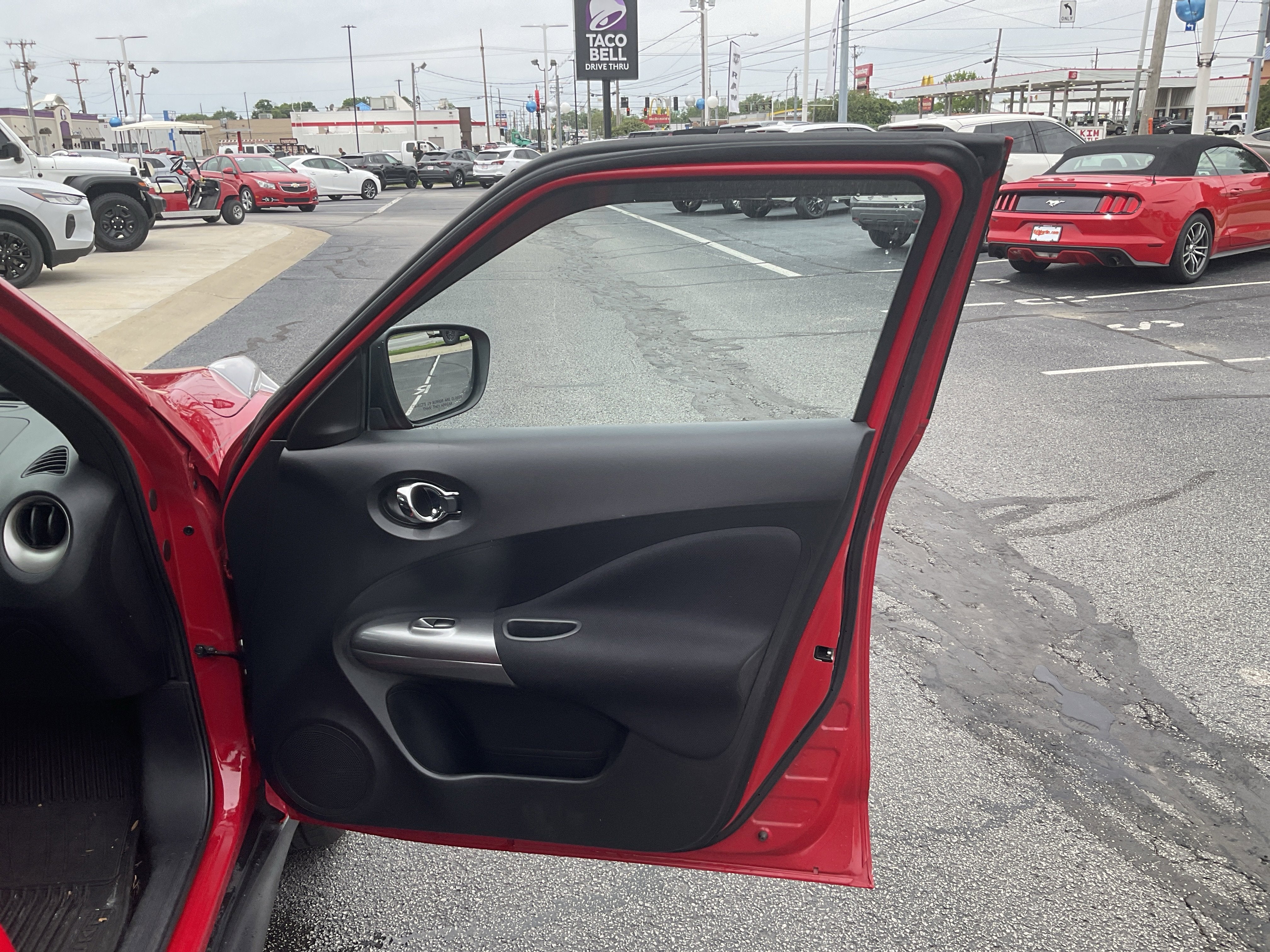 2017 Nissan Juke S