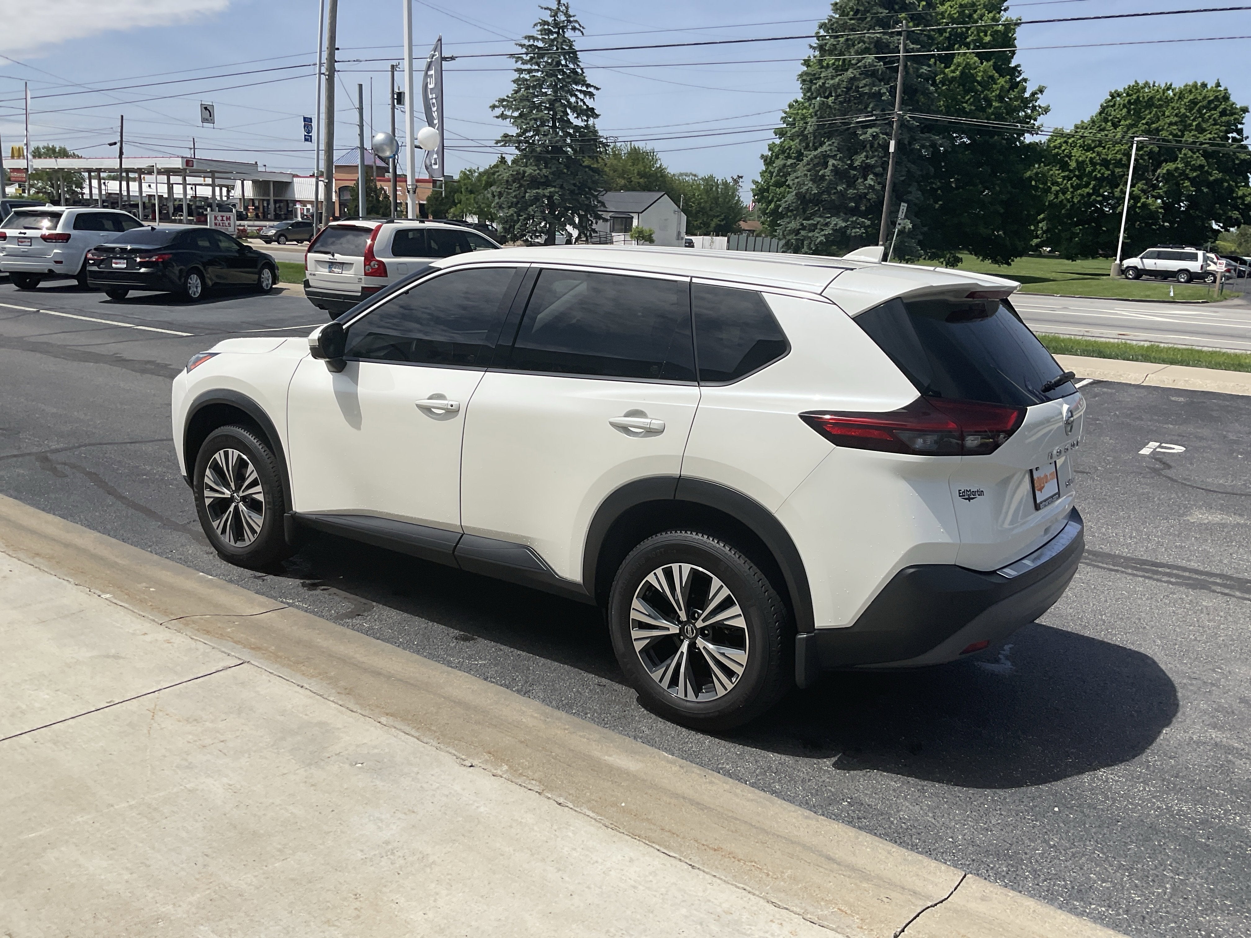 2021 Nissan Rogue SV