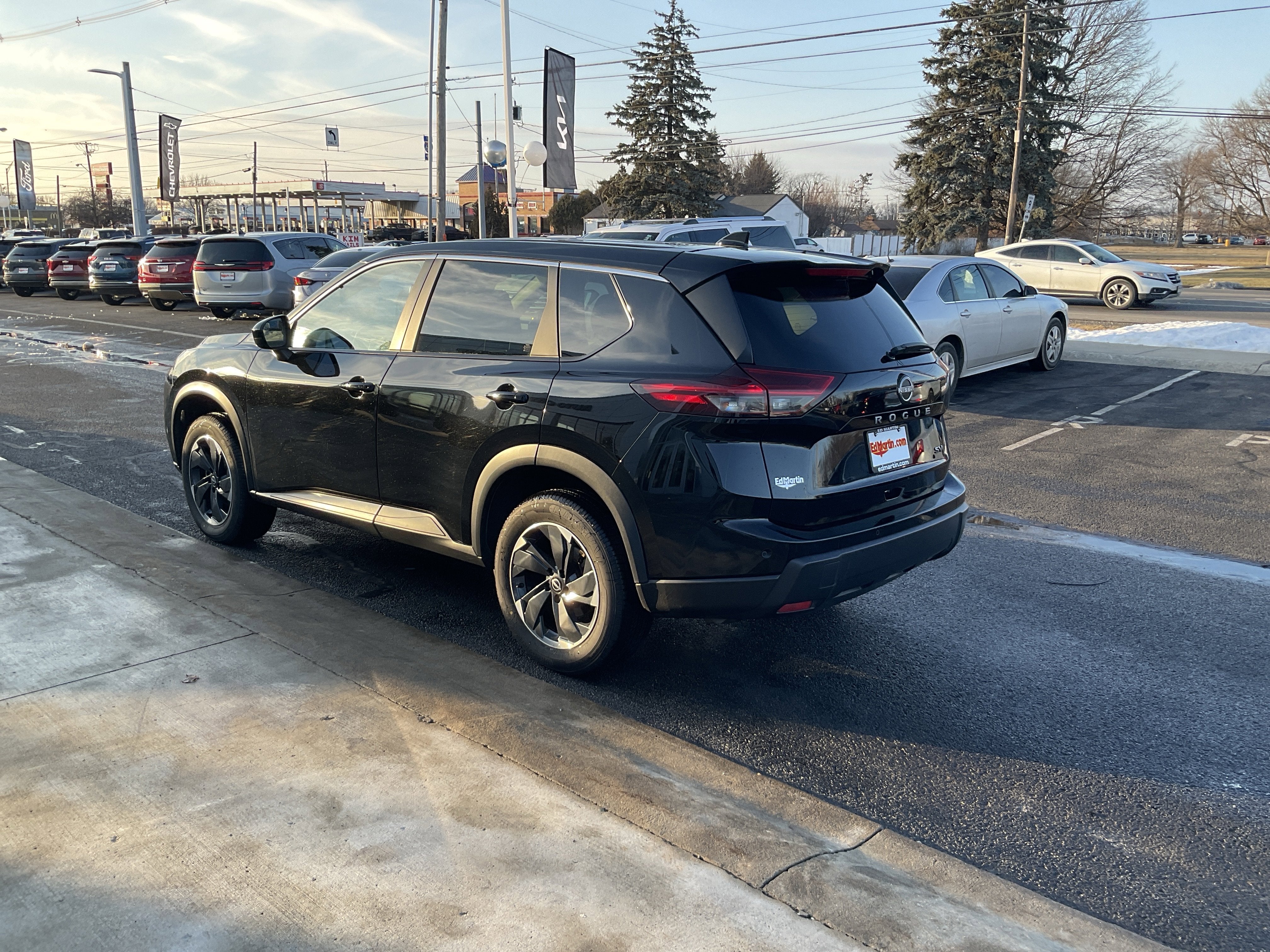 2024 Nissan Rogue SV