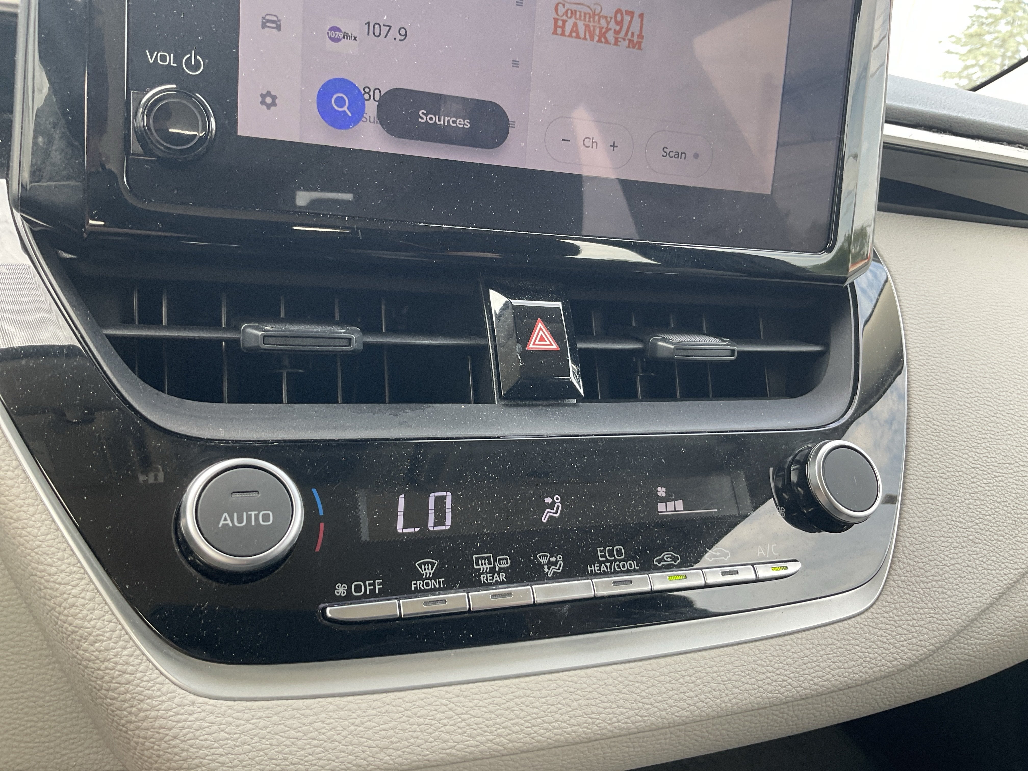 2023 Toyota Corolla Hybrid LE