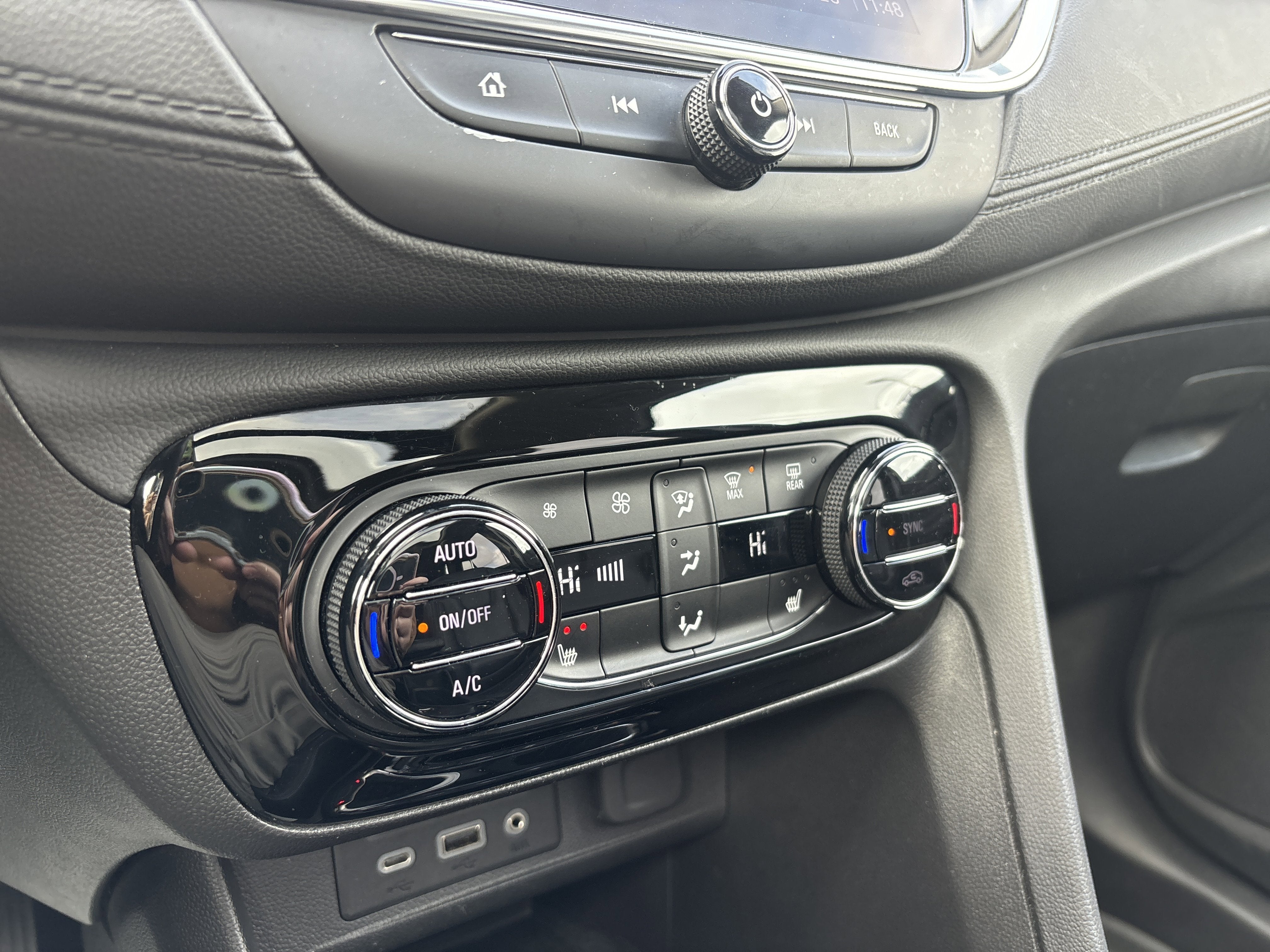 2022 Buick Encore GX Essence