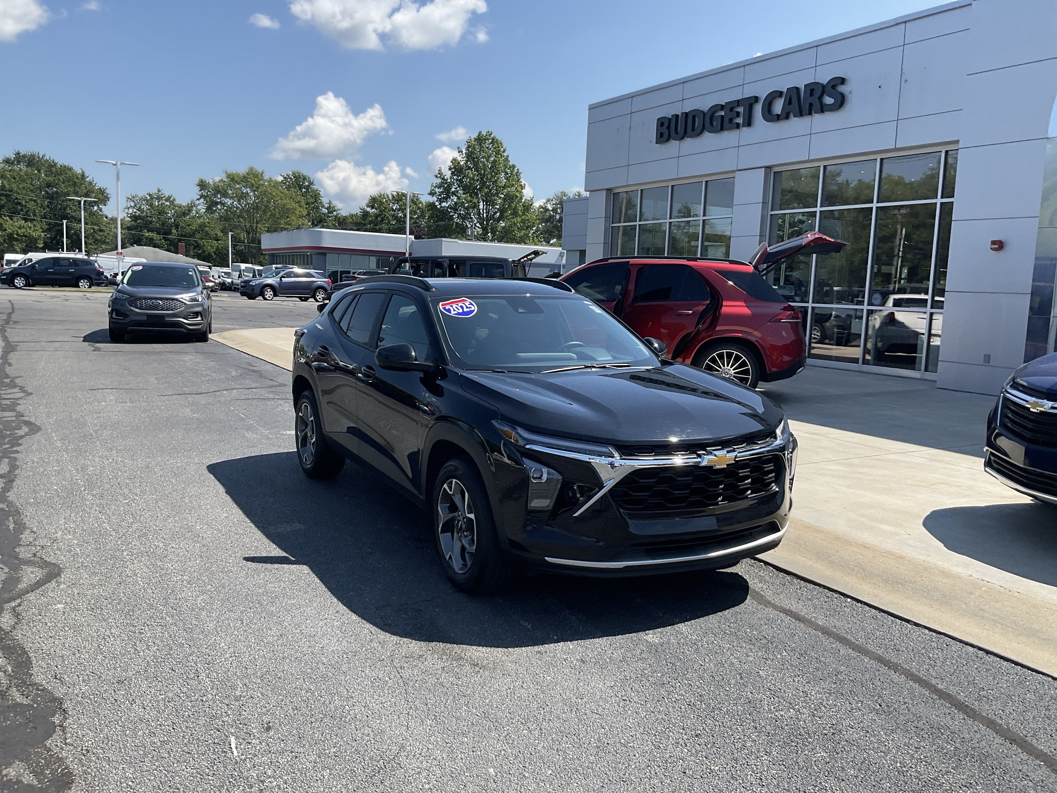 2025 Chevrolet Trax LT