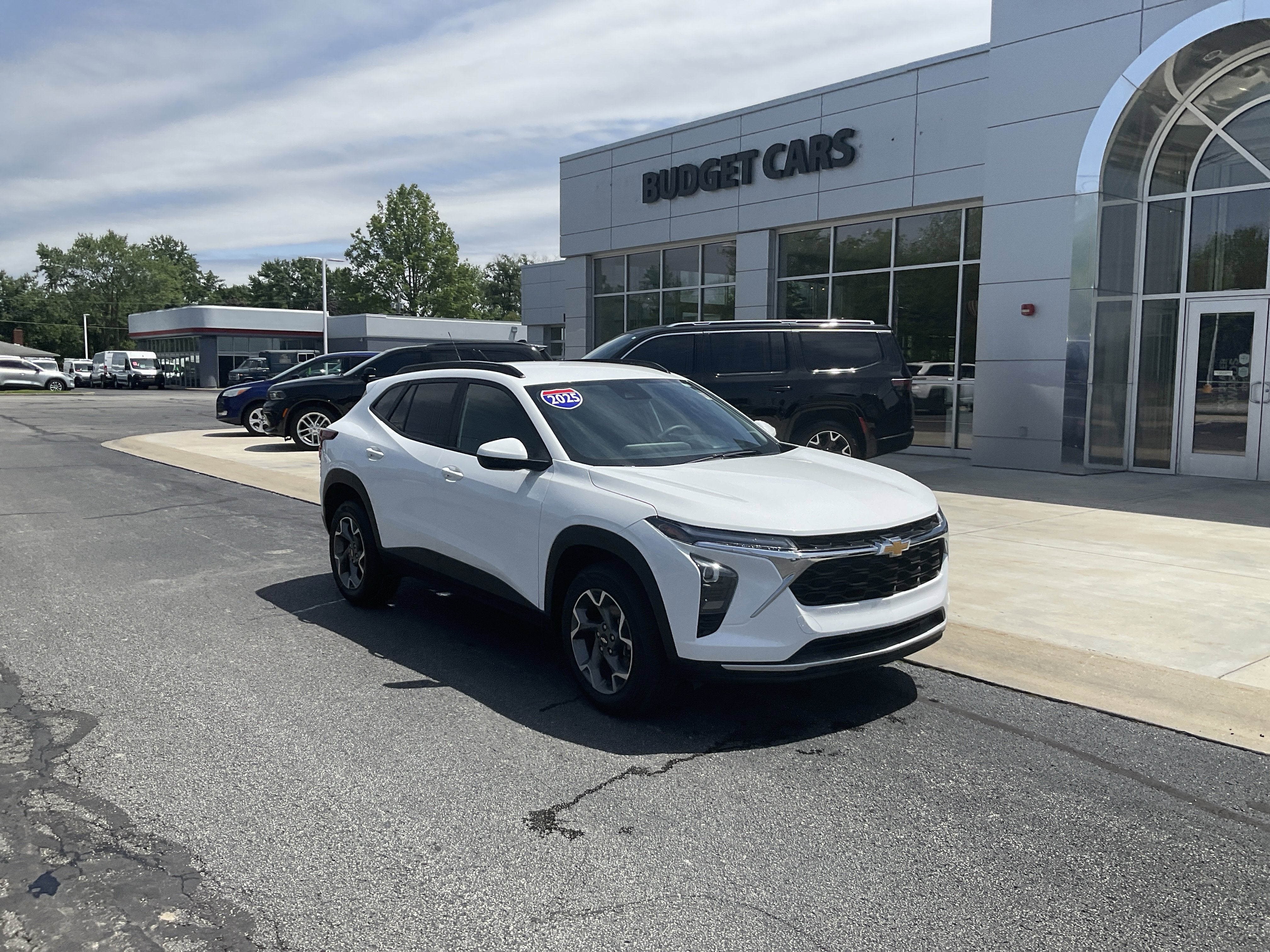 2025 Chevrolet Trax LT
