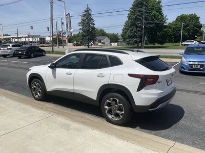 2025 Chevrolet Trax LT