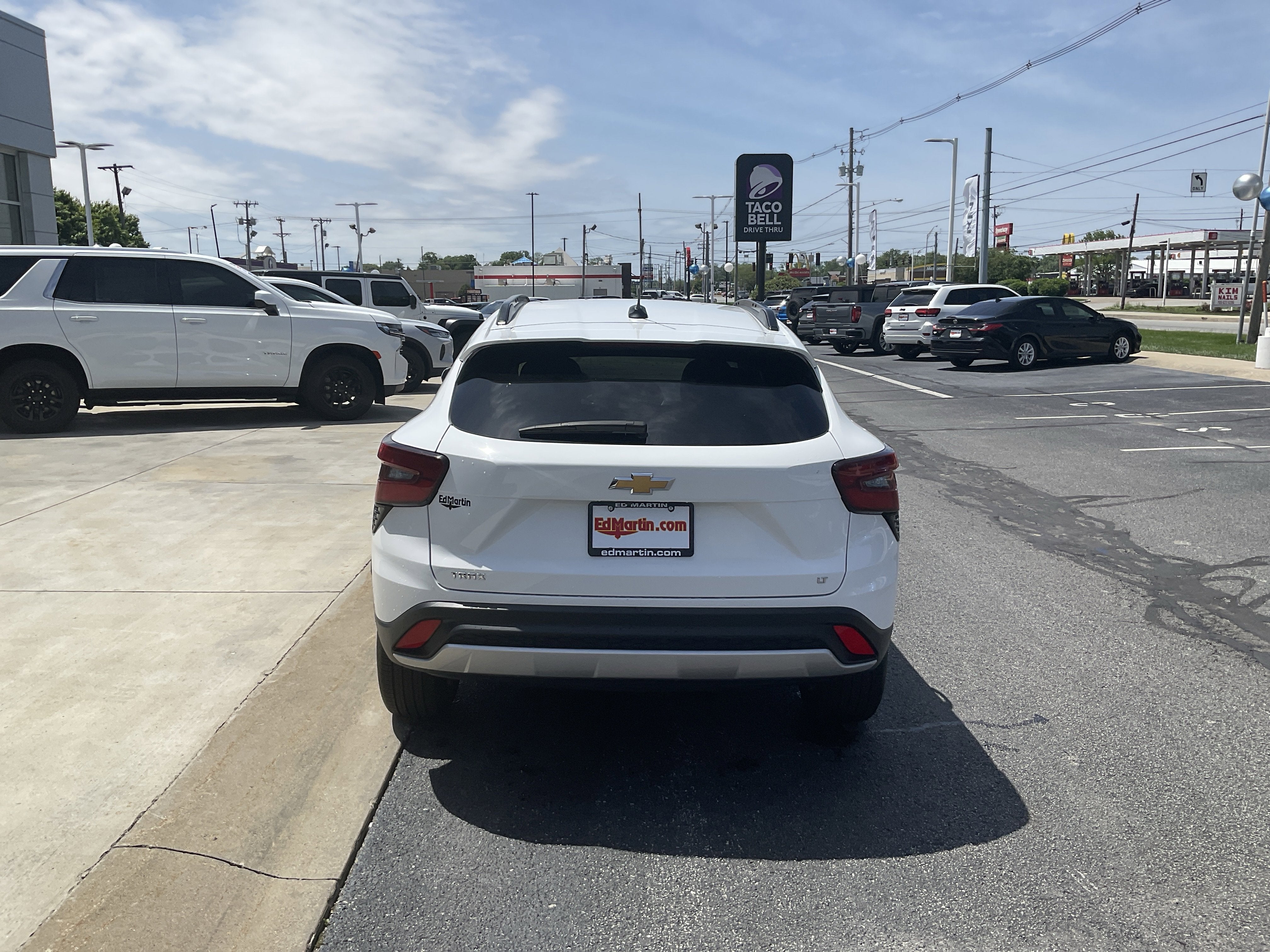 2025 Chevrolet Trax LT