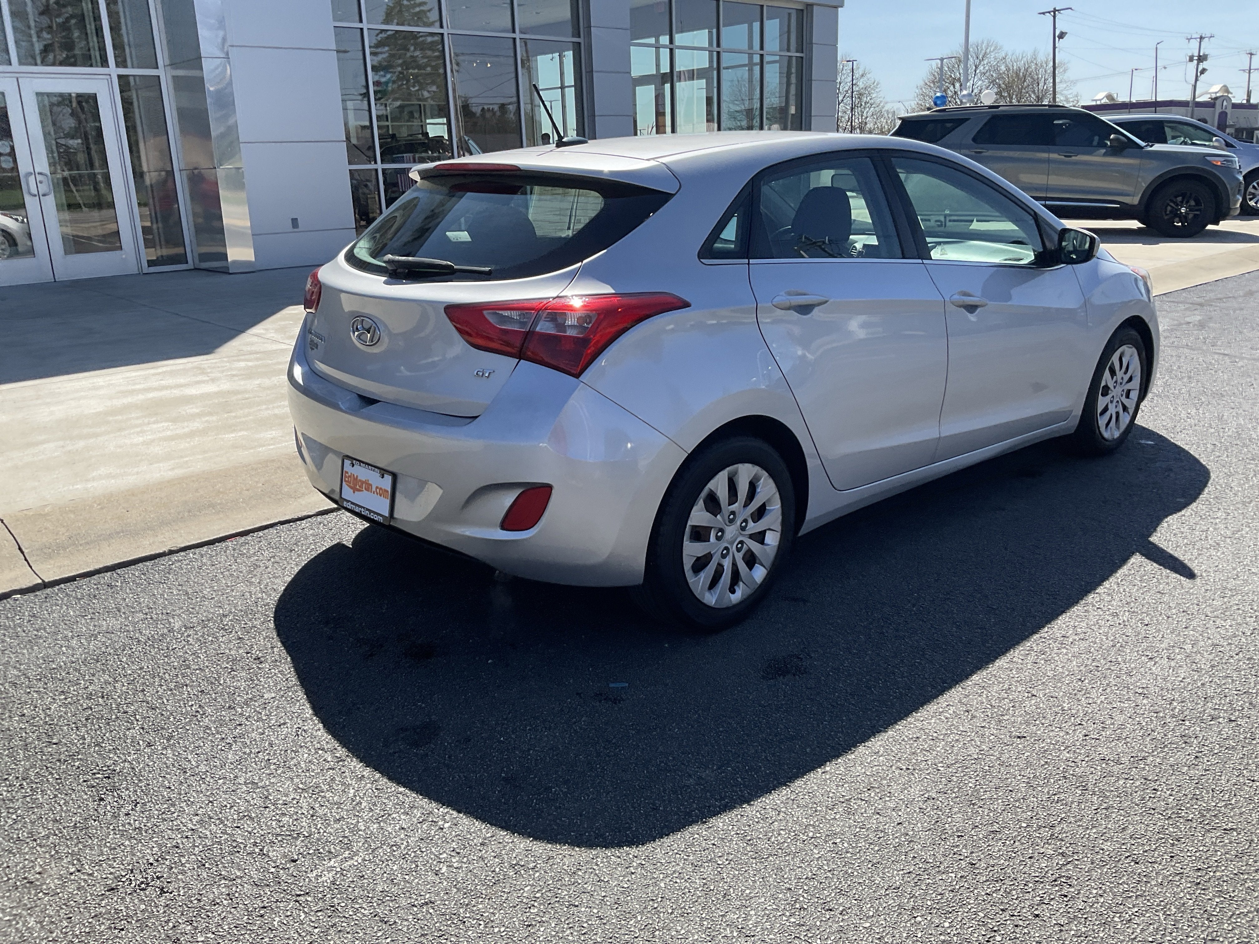 2017 Hyundai Elantra GT Base