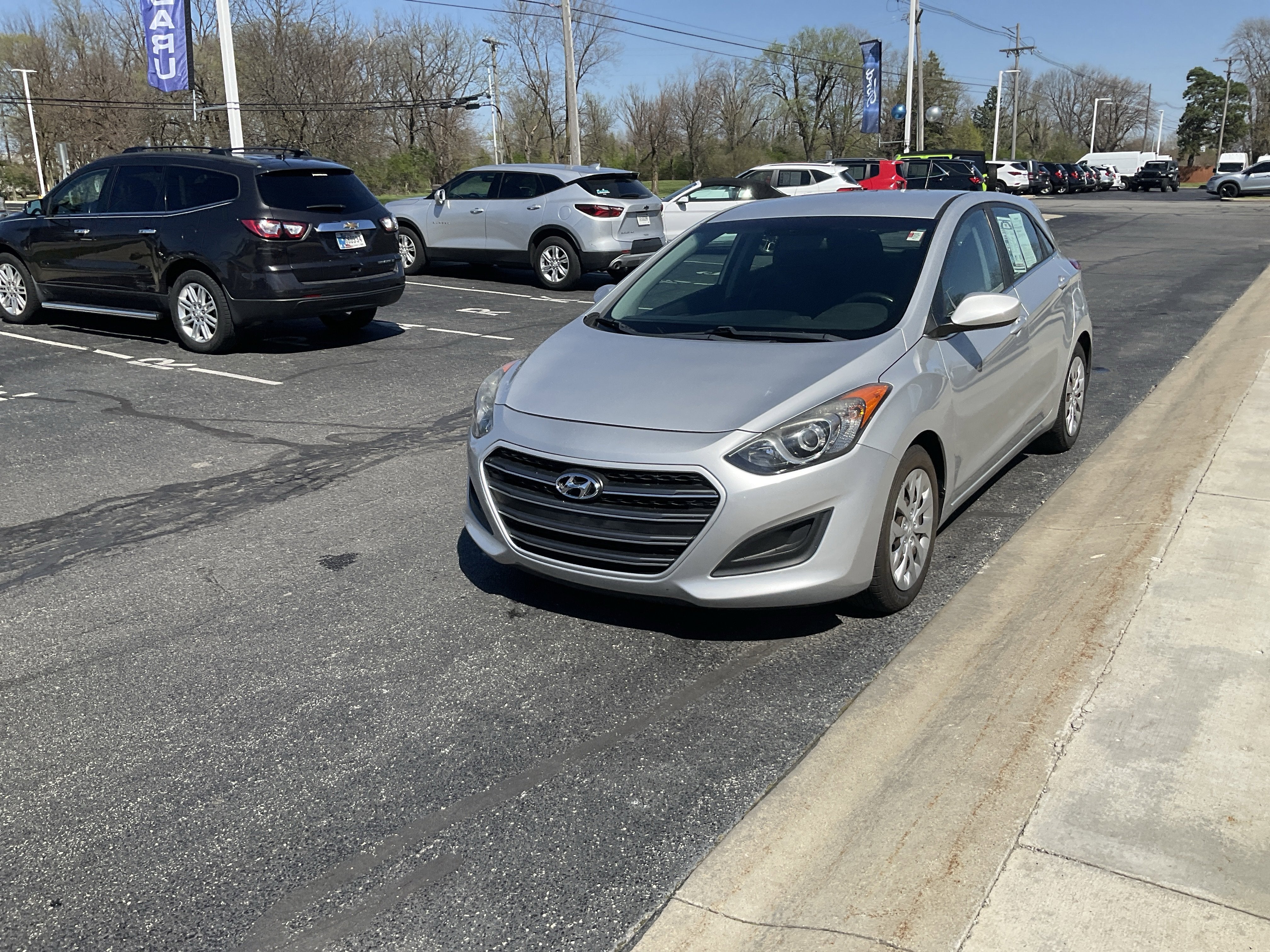 2017 Hyundai Elantra GT Base
