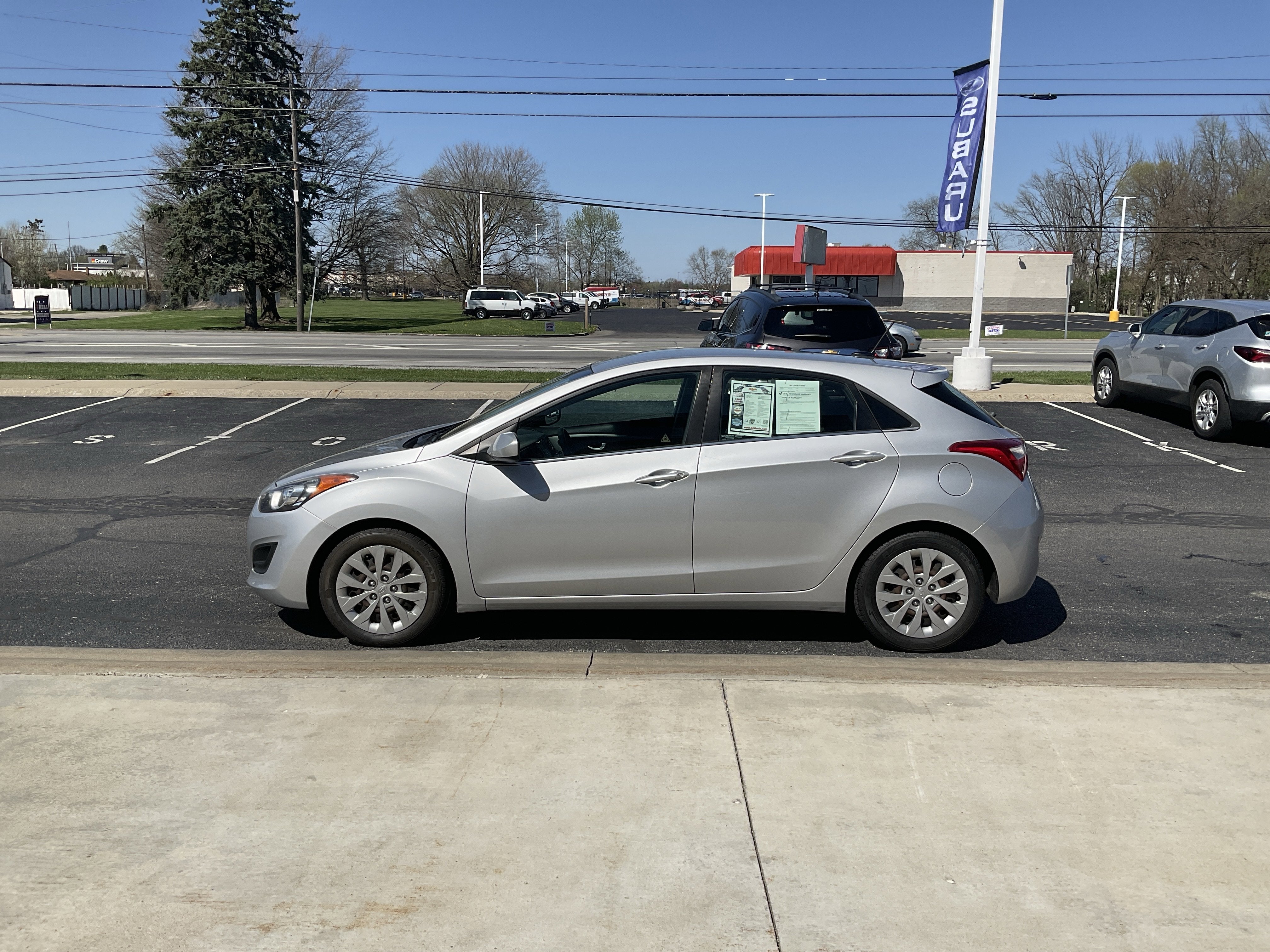 2017 Hyundai Elantra GT Base