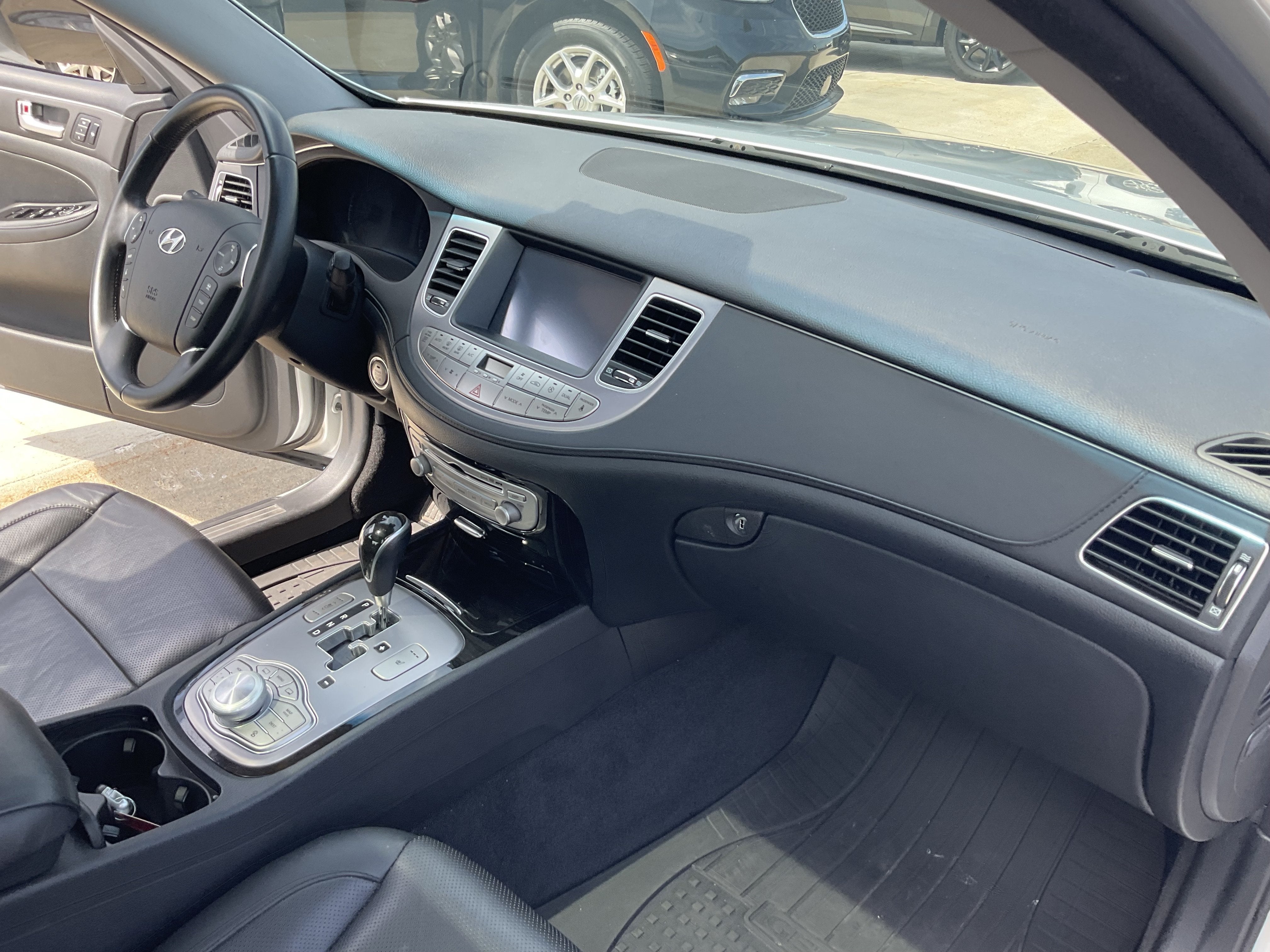 2013 Hyundai Genesis 3.8