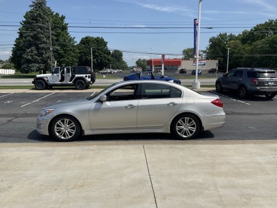 2013 Hyundai Genesis 3.8
